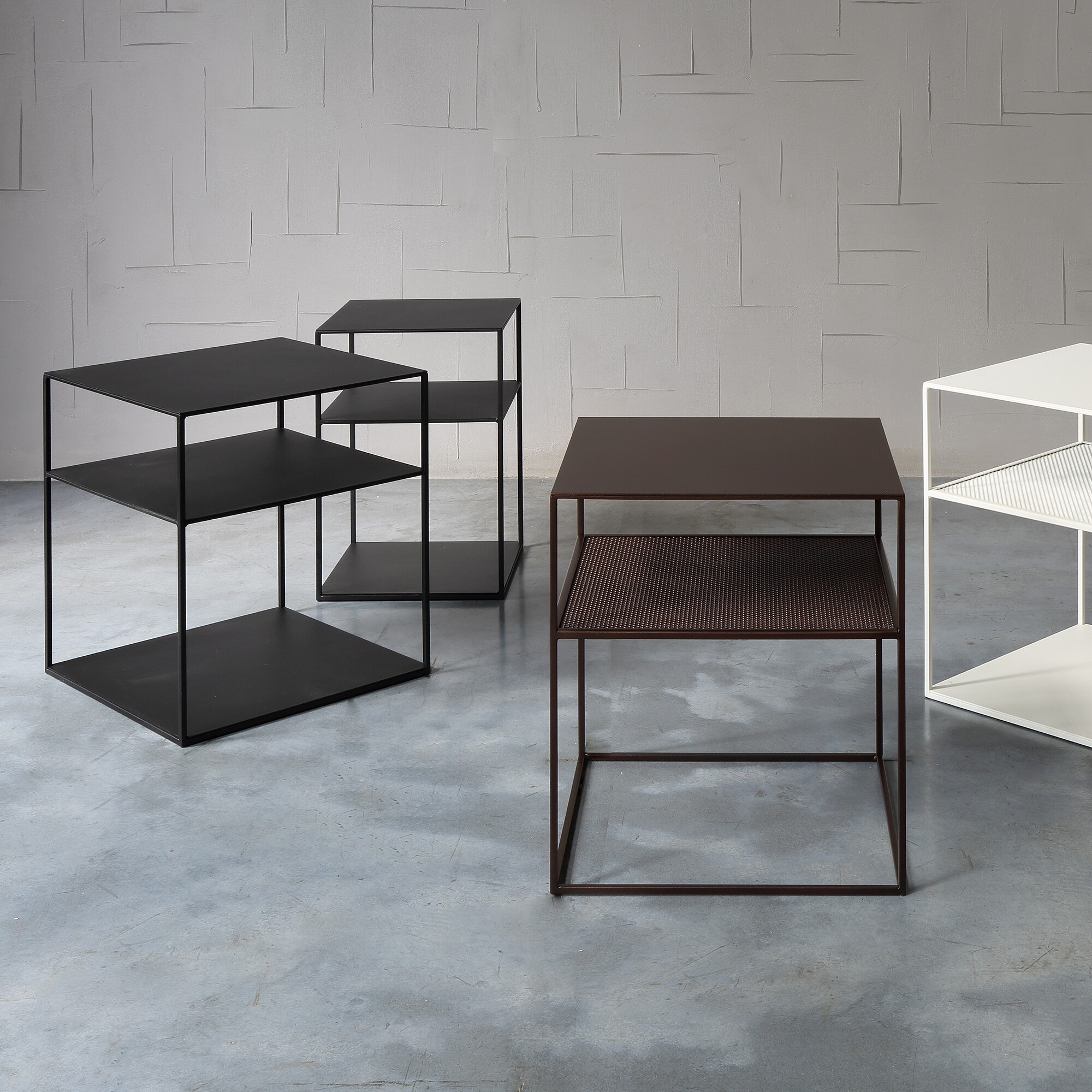 Slim Irony Triplet Side Table 31x31cm