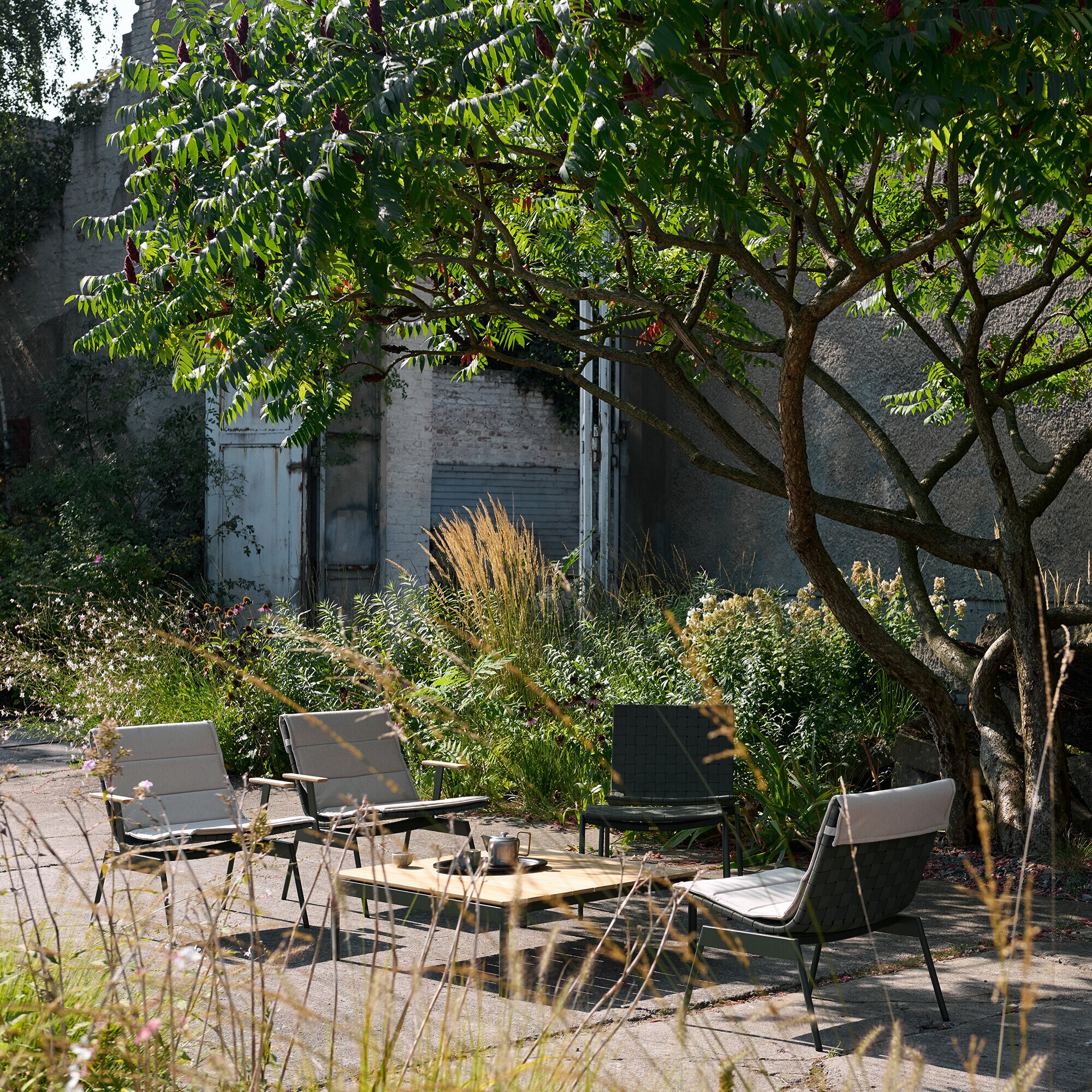 Ville AV44/AV45 Outdoor Cushion