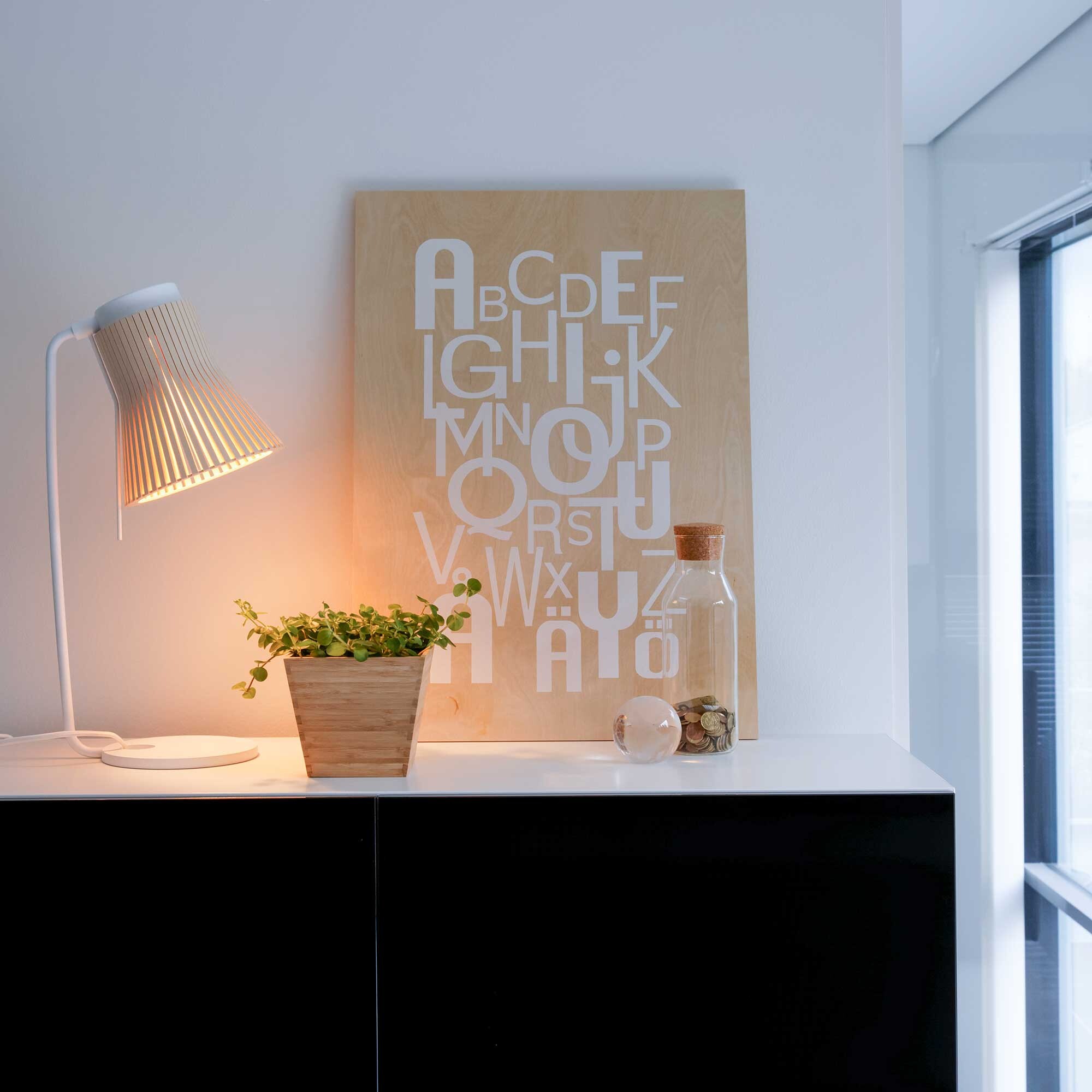 Petite 4620 Table Lamp