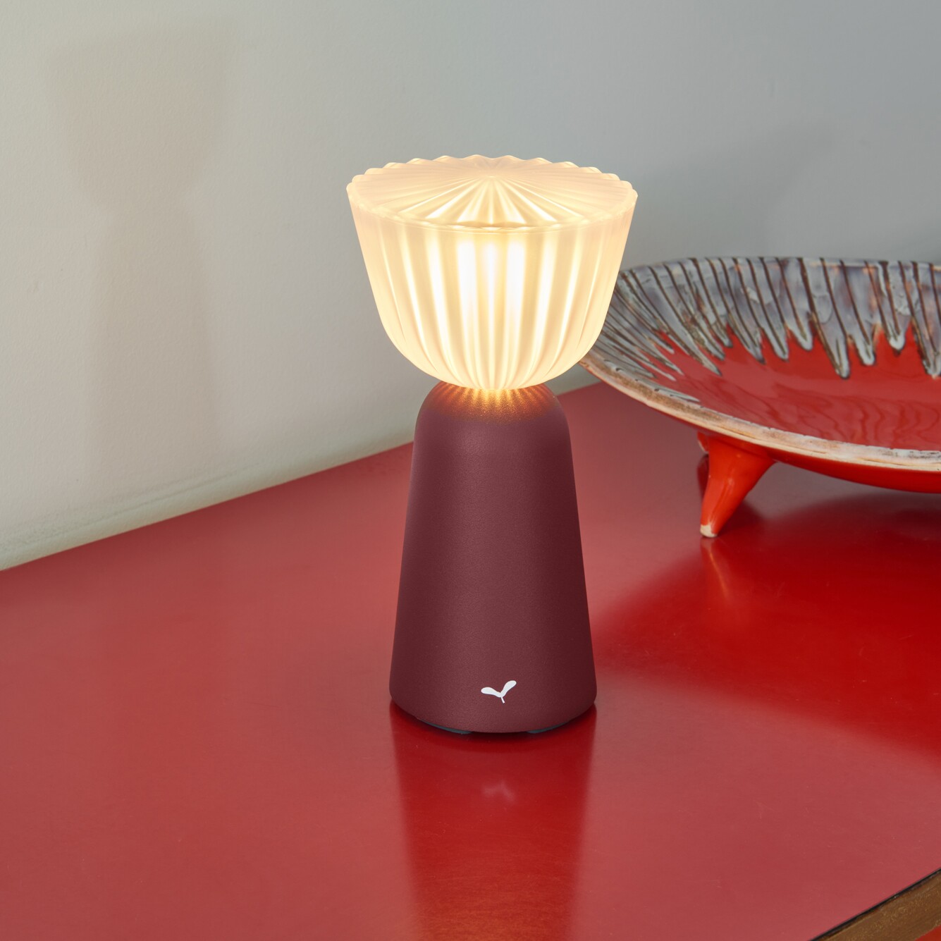 Swing LED Rechargeable Lamp