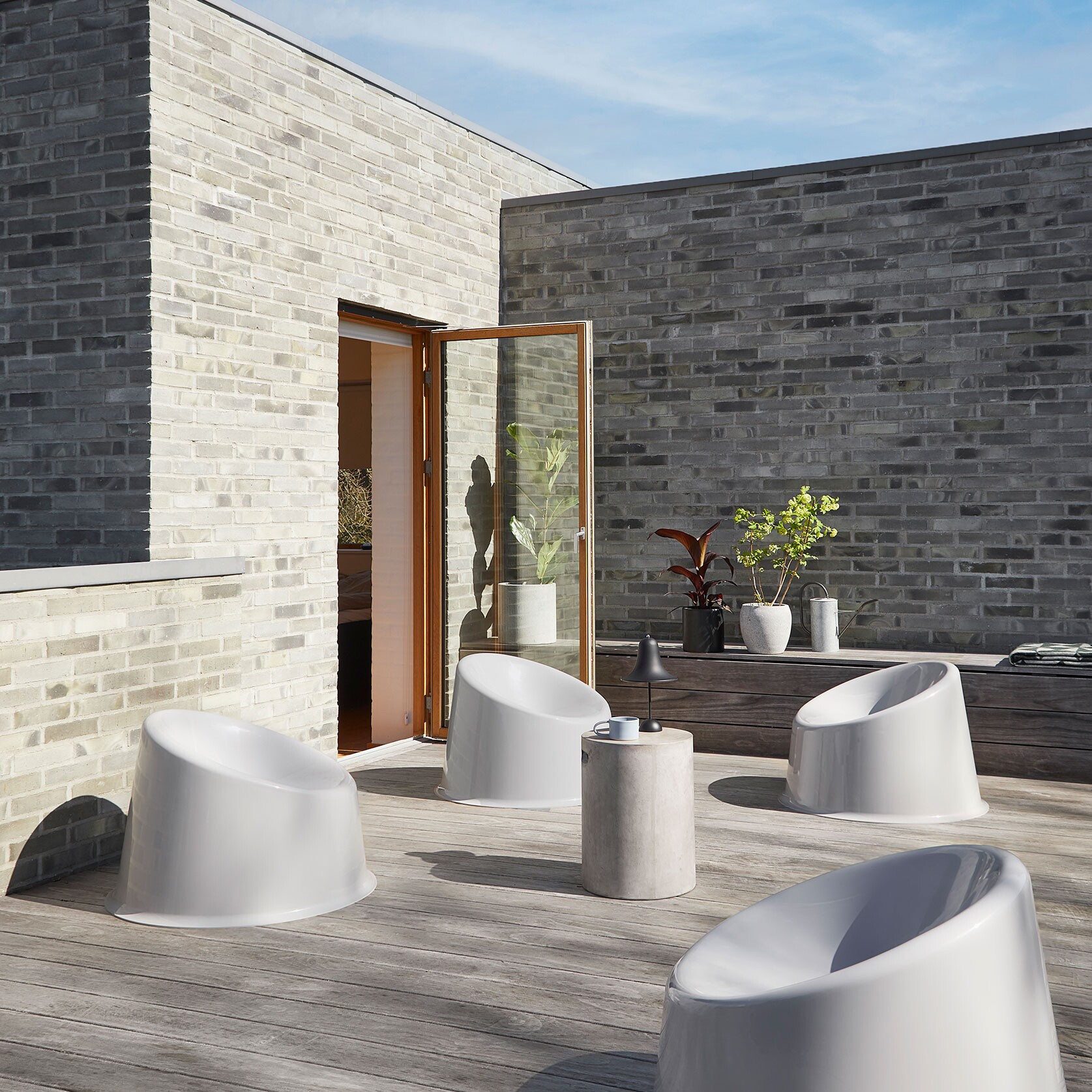 Panto Pop Stacking Chair