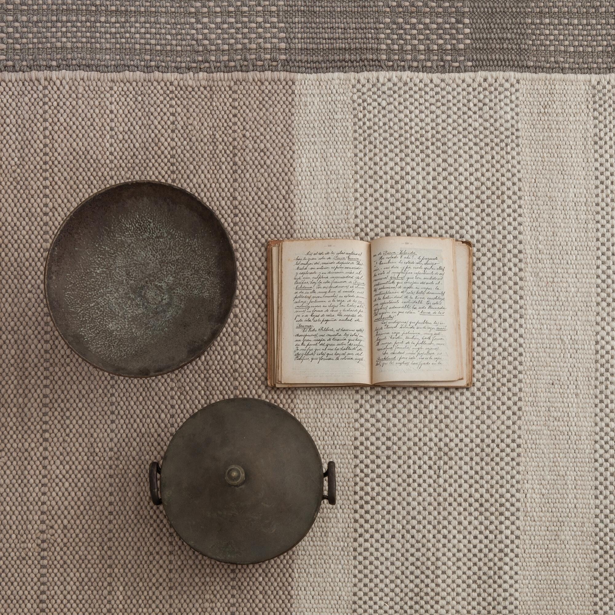 Tres Wool Felt Carpet 200x300cm