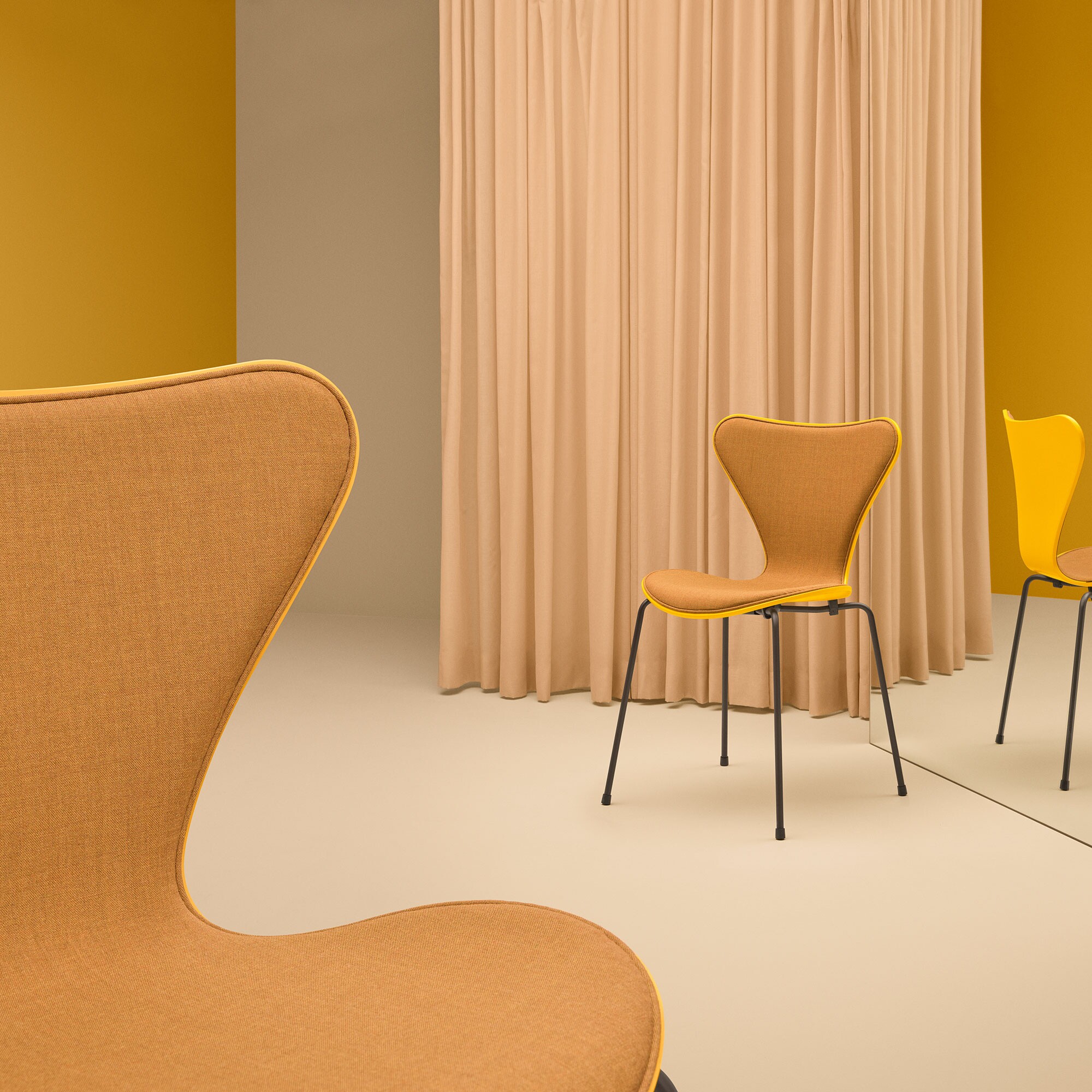 Series 7™ Chair Front Upholstered Brown Bronze