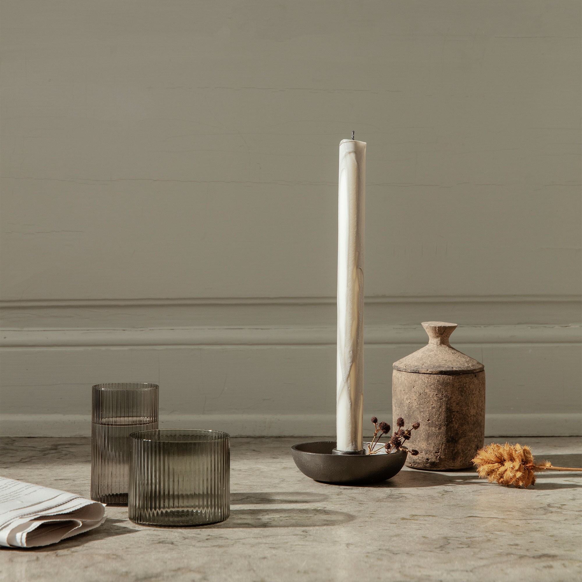 Ura Scented Candle with Lid