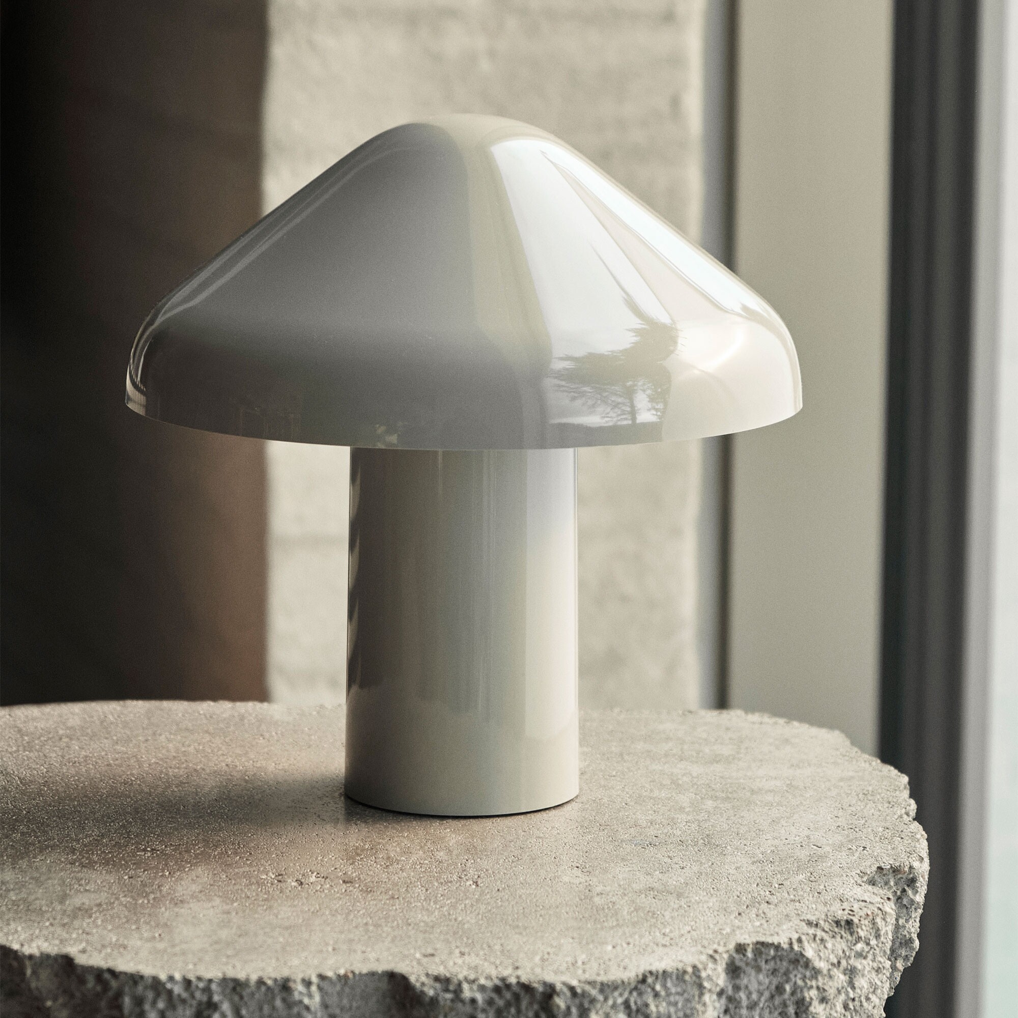 Pao Lamp with Battery