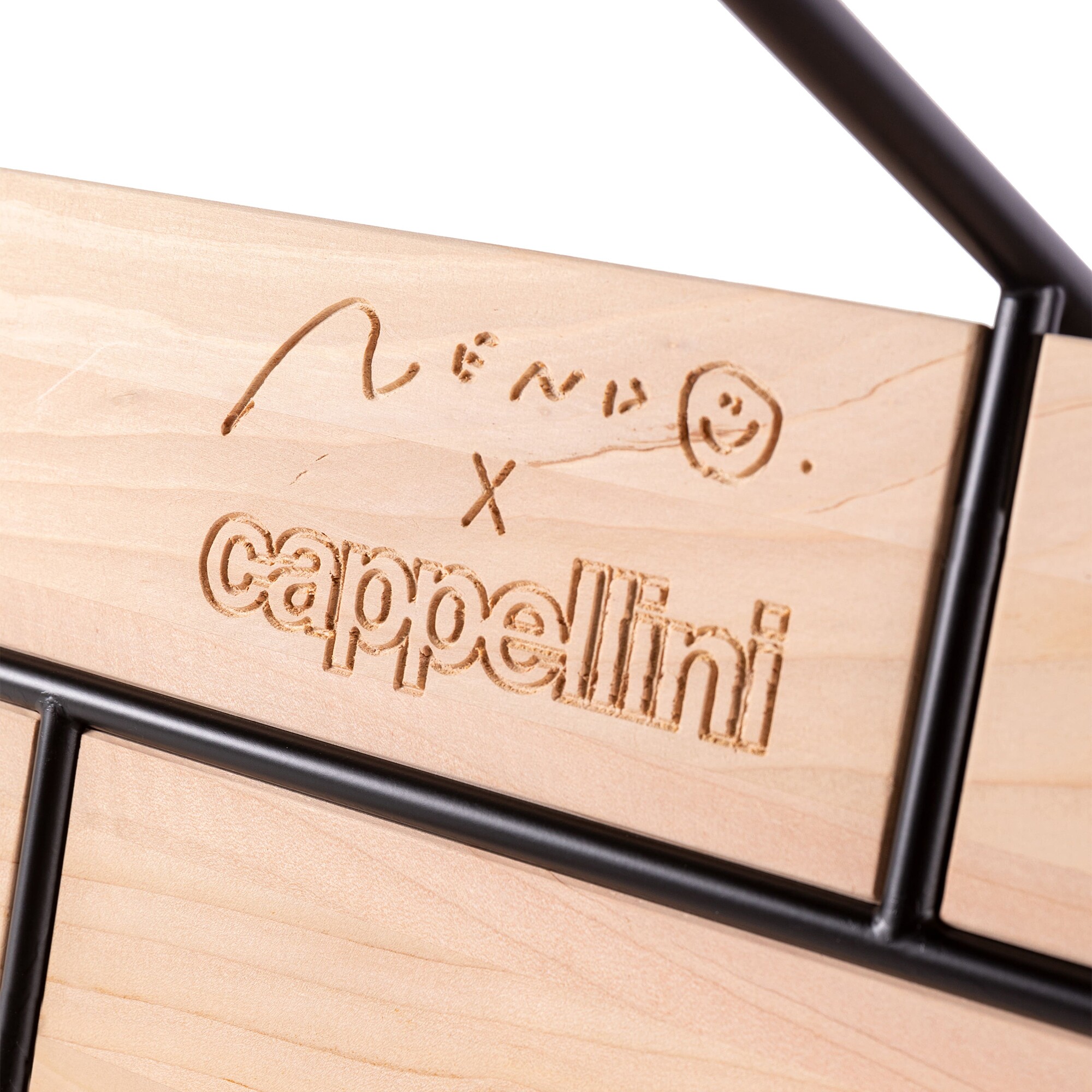 Pinch Service Table Round