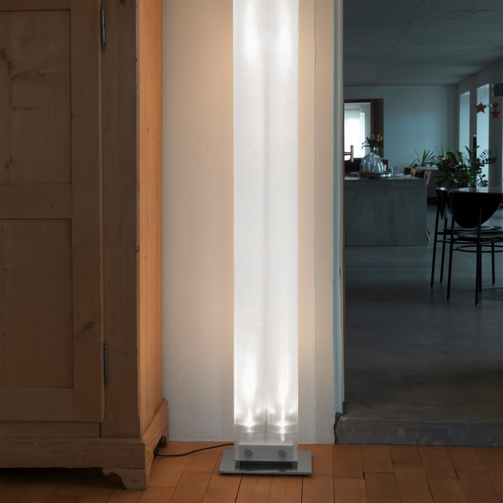 Twilight LED Floor Lamp