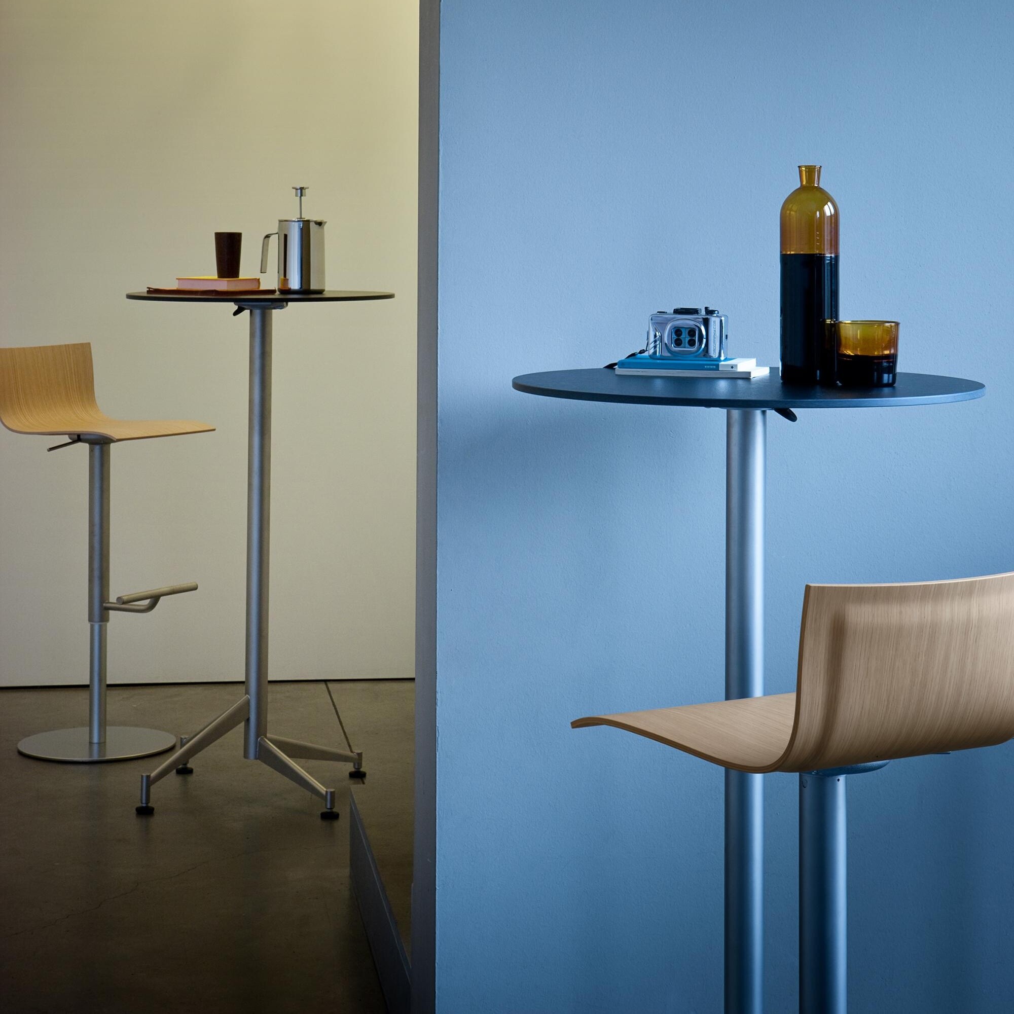 Thin S24 Bar Stool Seat Leather 54-79cm