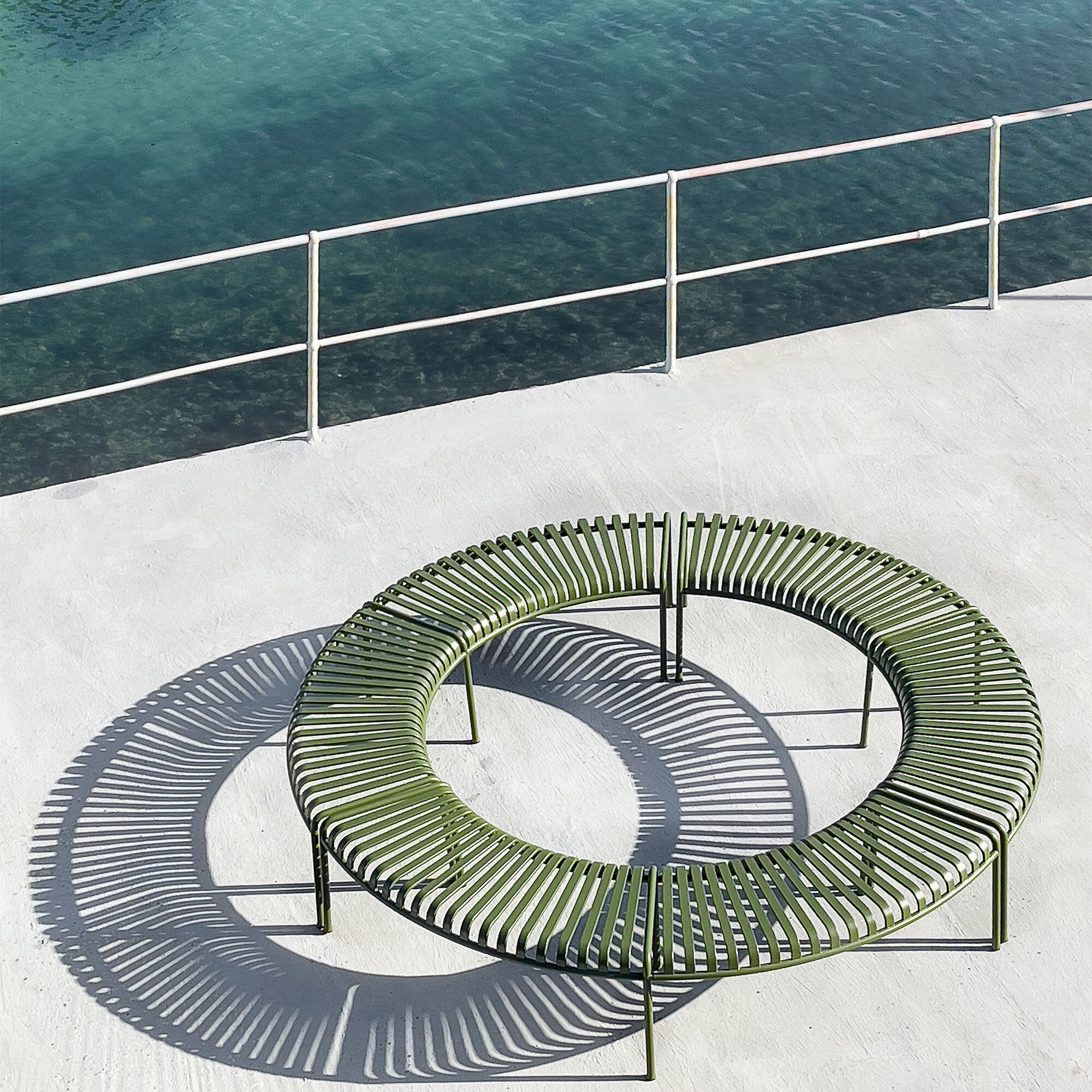 Palissade Park Garden Bench