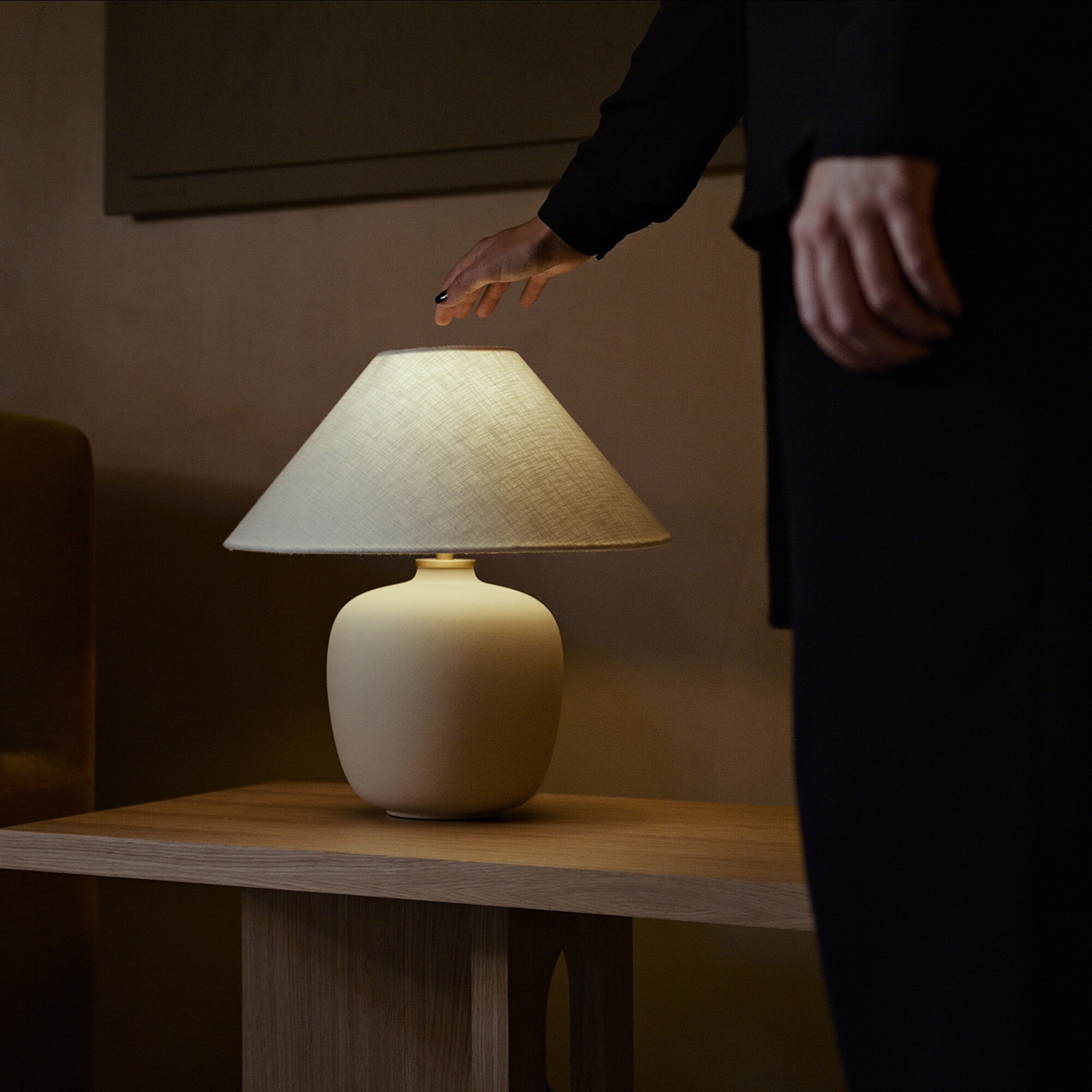 Torso 37 Table Lamp