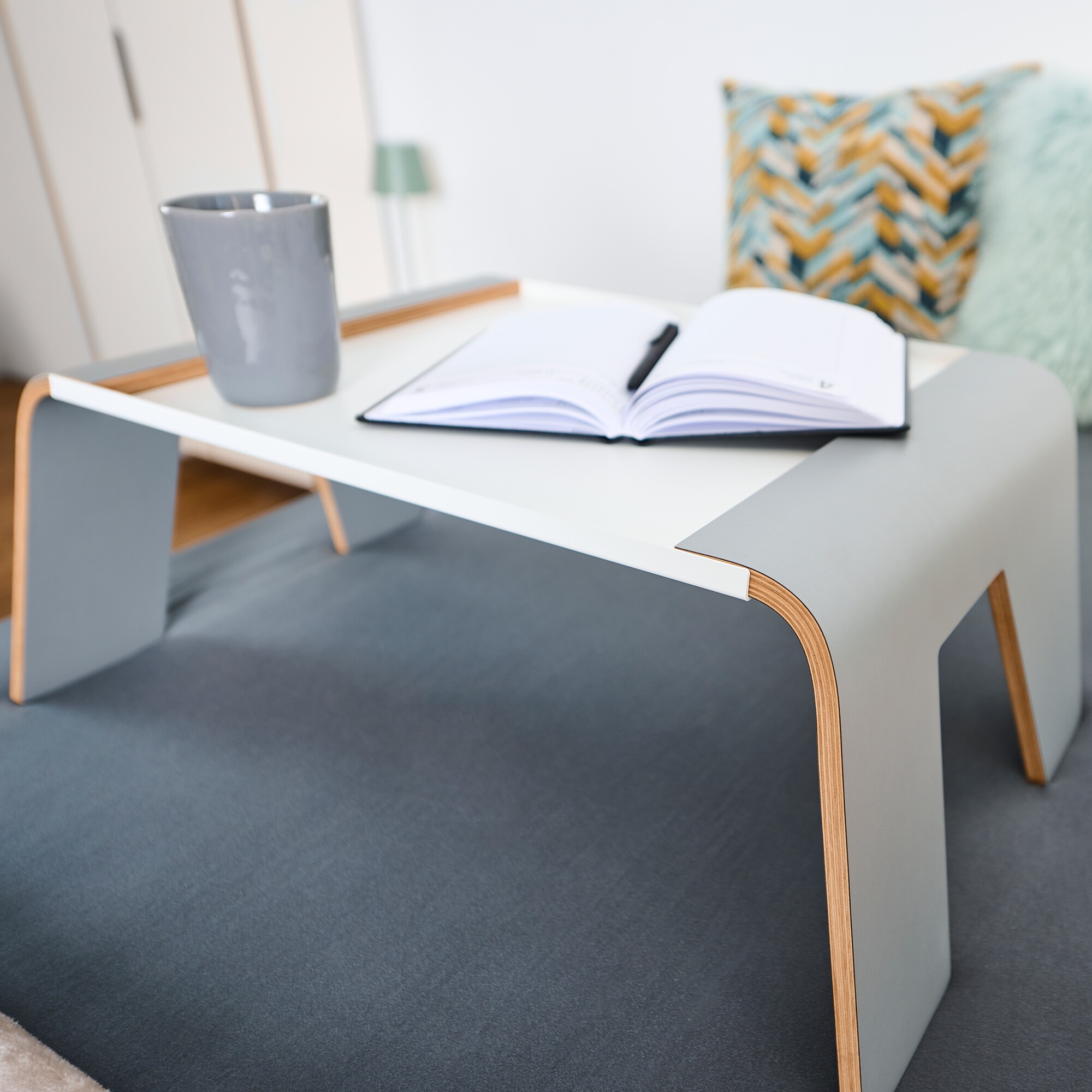 Praktisch Breakfast/Notebook Tray