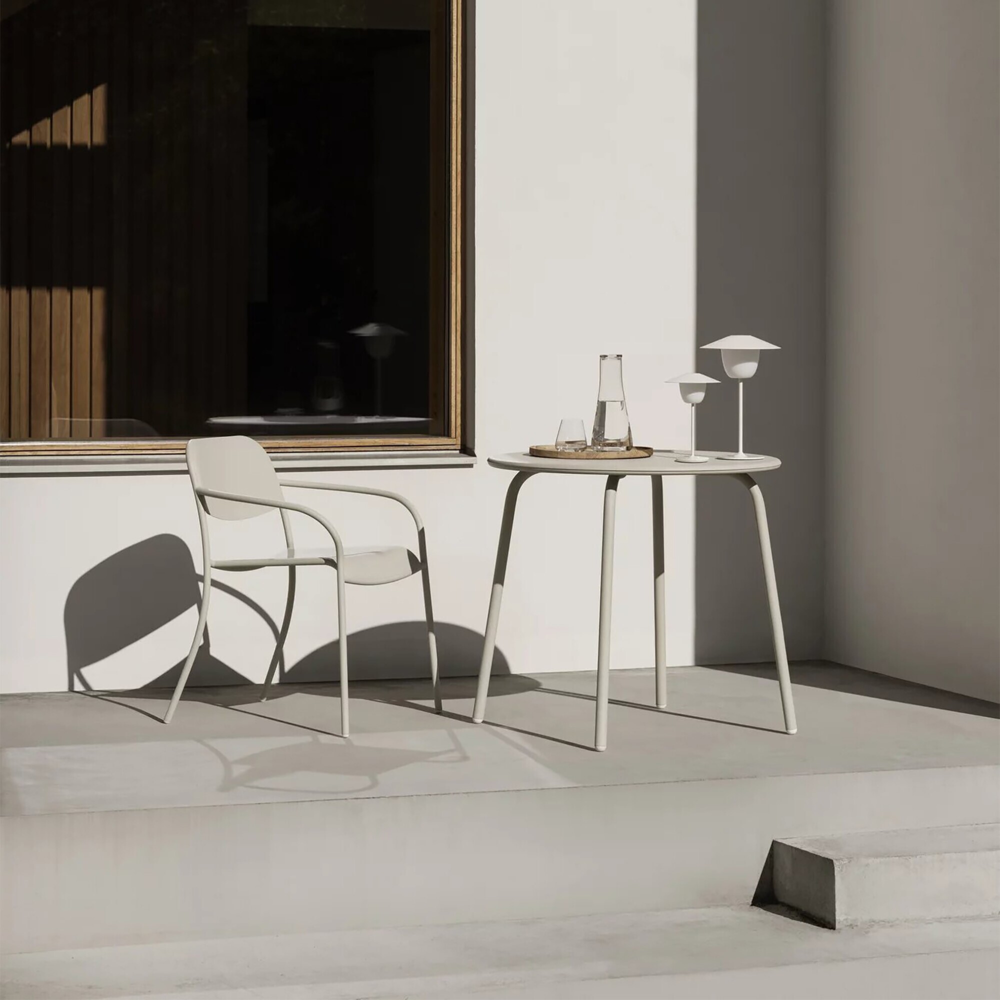 Yua Outdoor Bistro Table