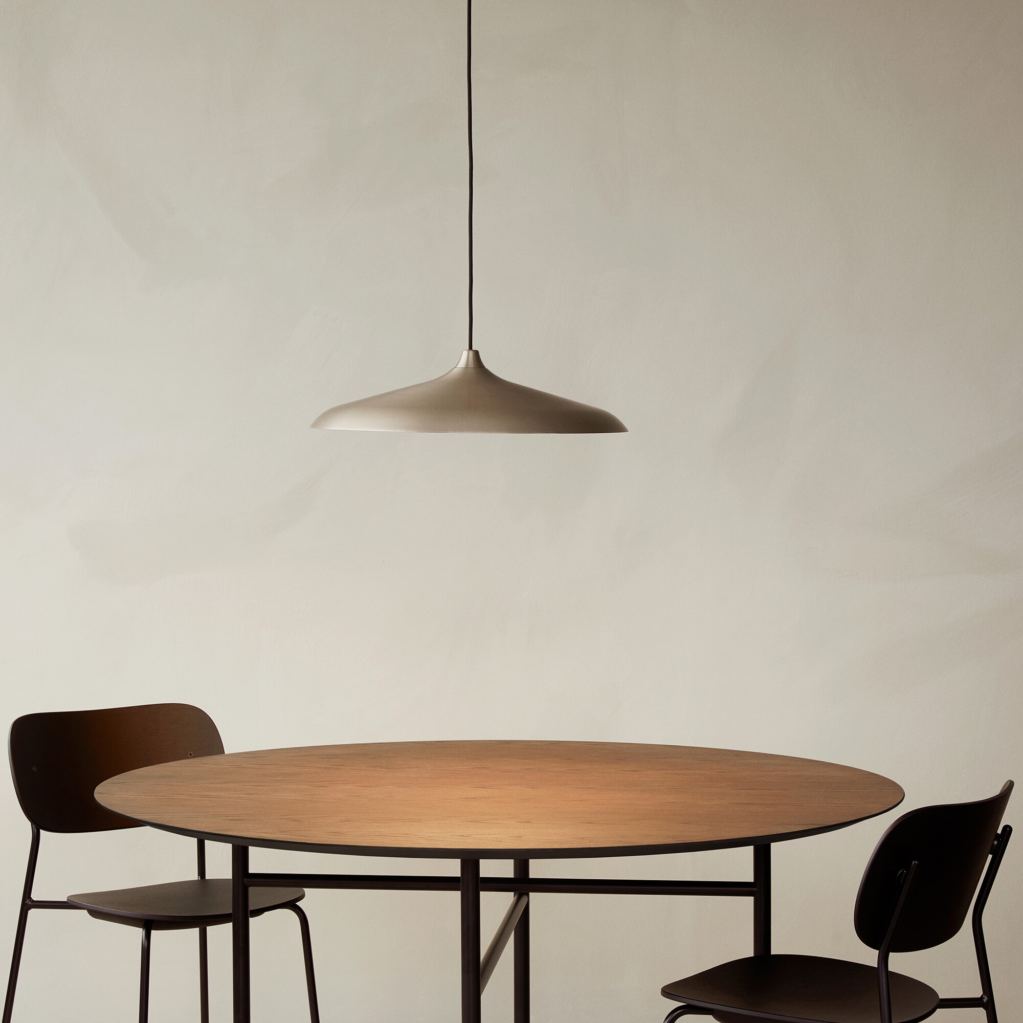 Snaregade Dining Table Ø 138cm