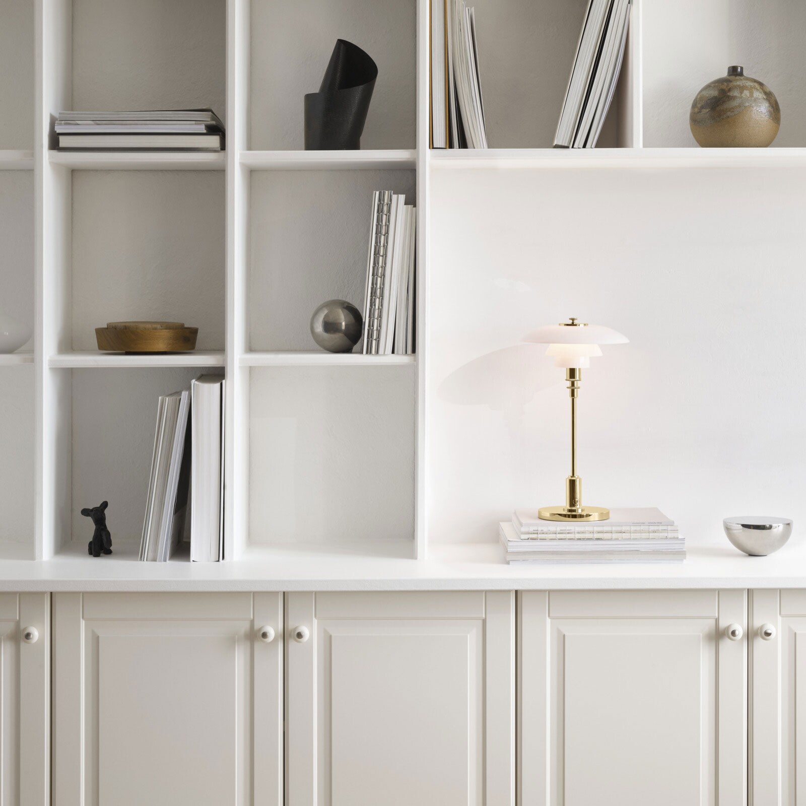 PH 2/1 Portable LED Table Lamp with Battery