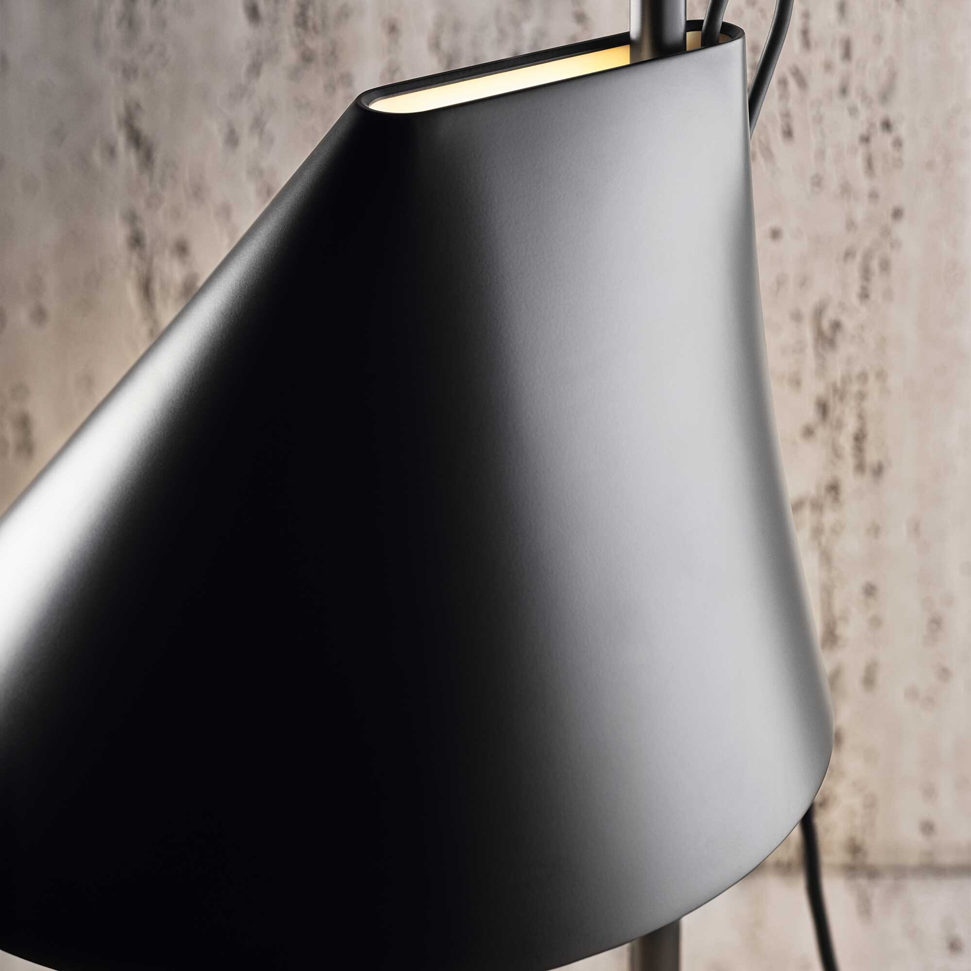 Yuh LED Table Lamp
