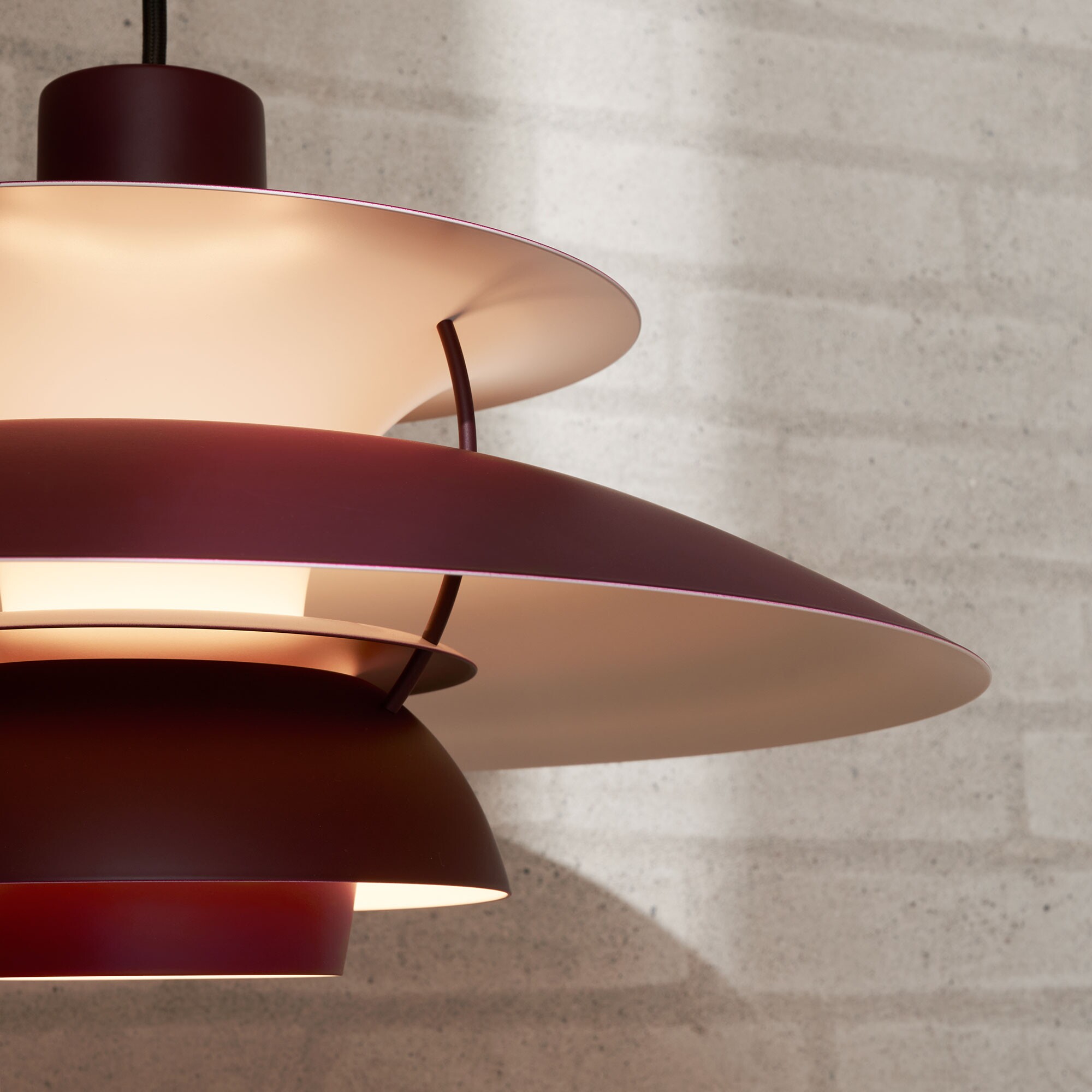 PH 5 Monochrome Suspension Lamp