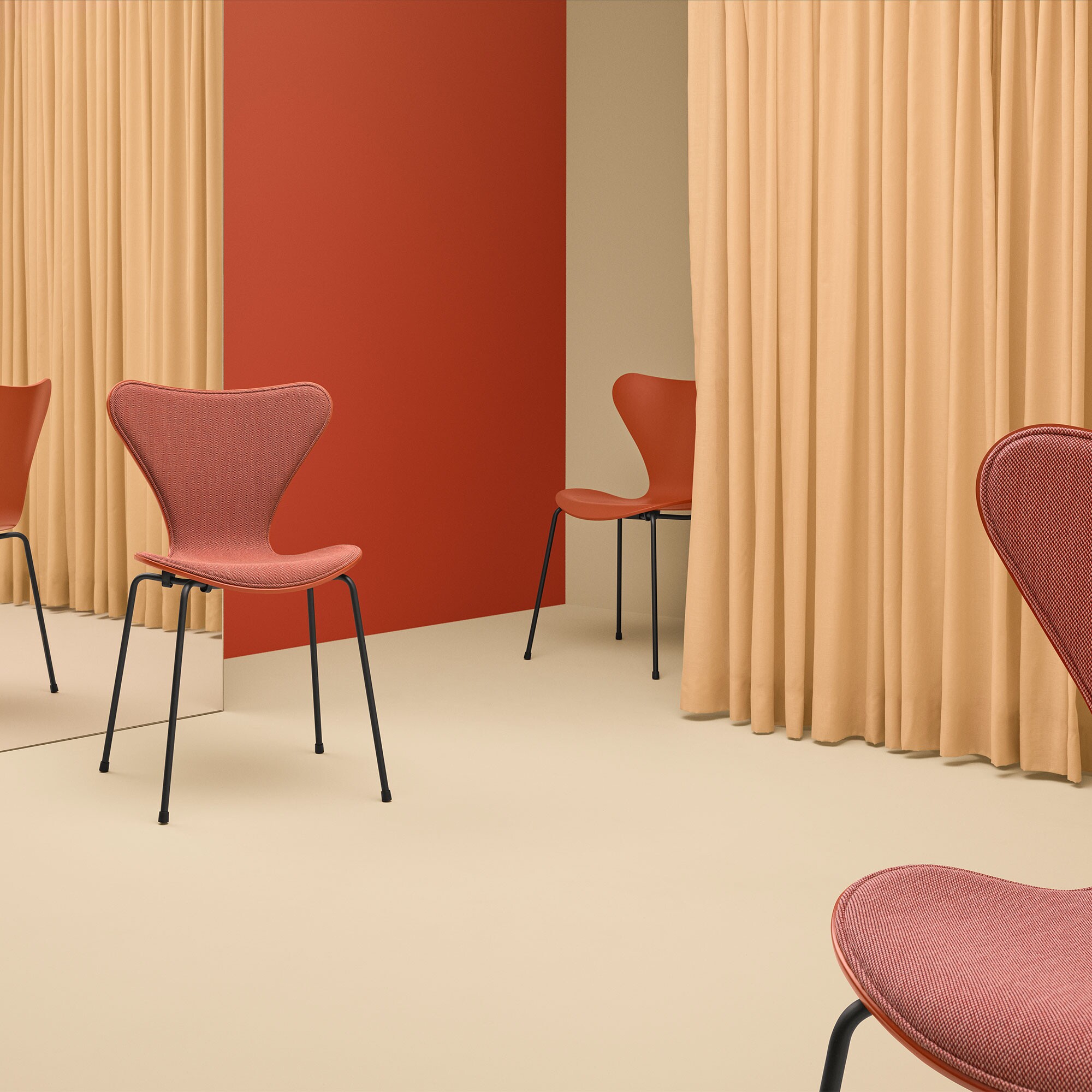 Series 7™ Chair Front Upholstered Brown Bronze