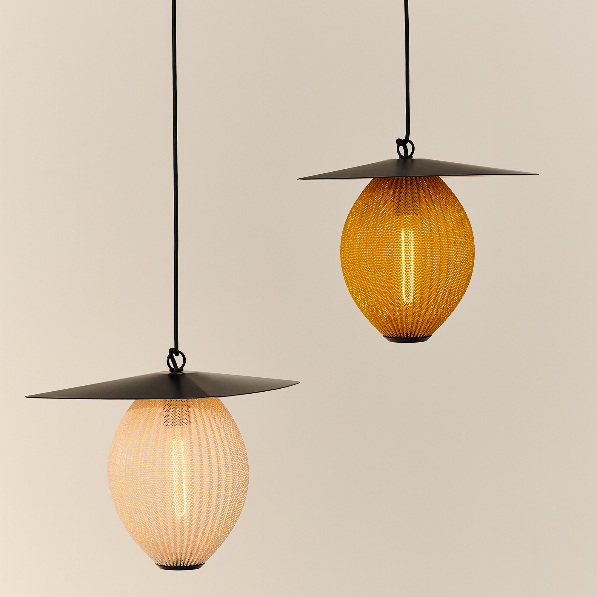 Satellite Outdoor Suspension Lamp M