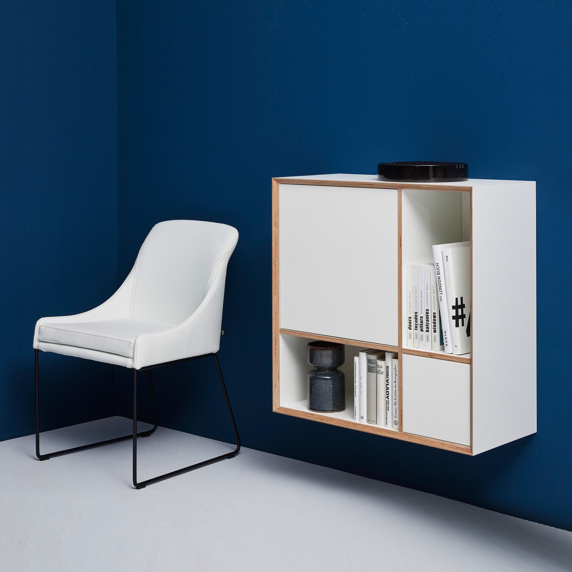 Vertiko Ply Four Shelf