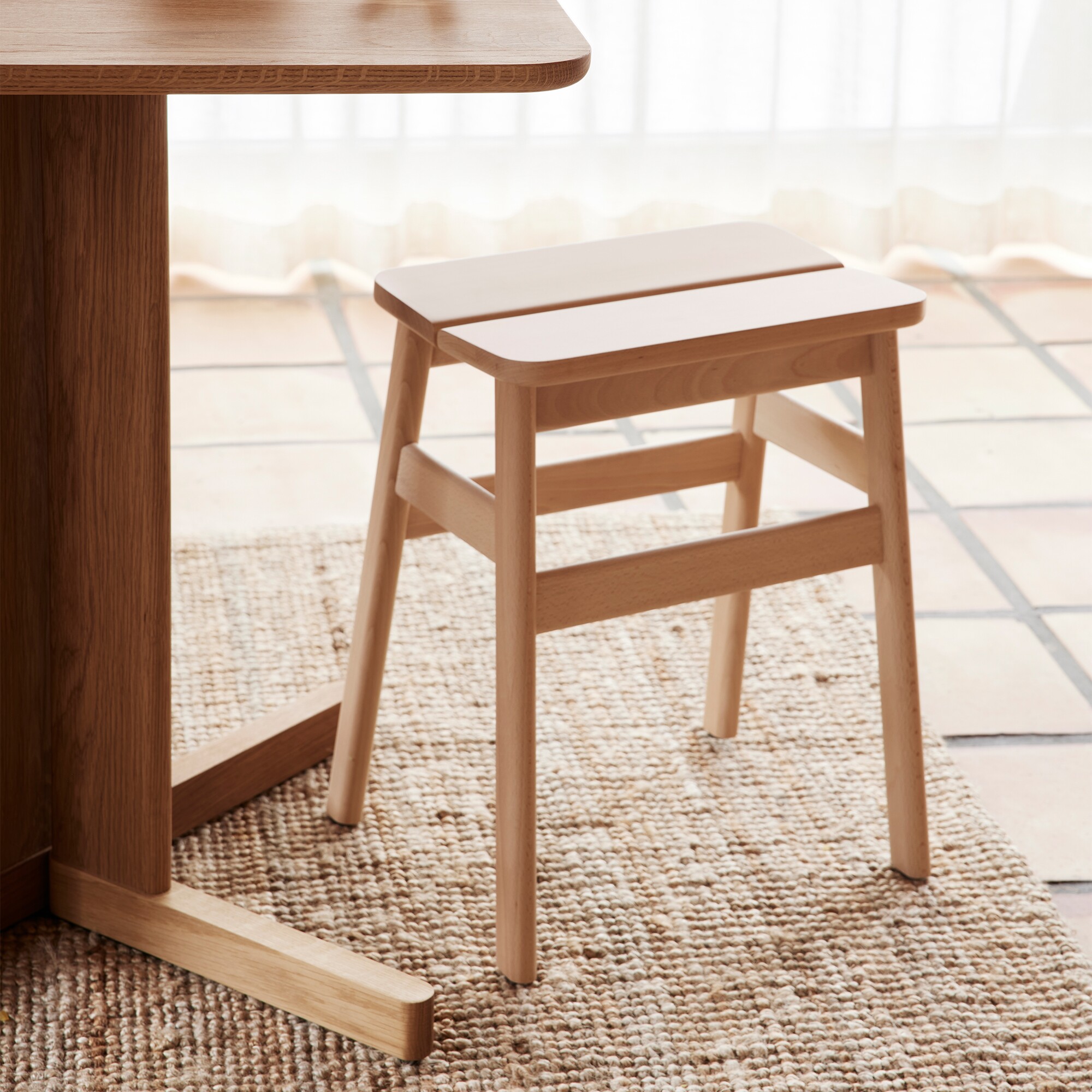 Quatrefoil Table 68x68cm