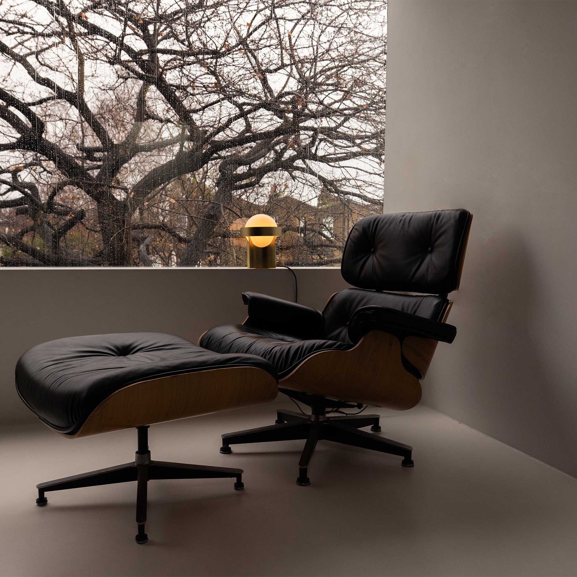 Loop Table Lamp L + Sphere IV