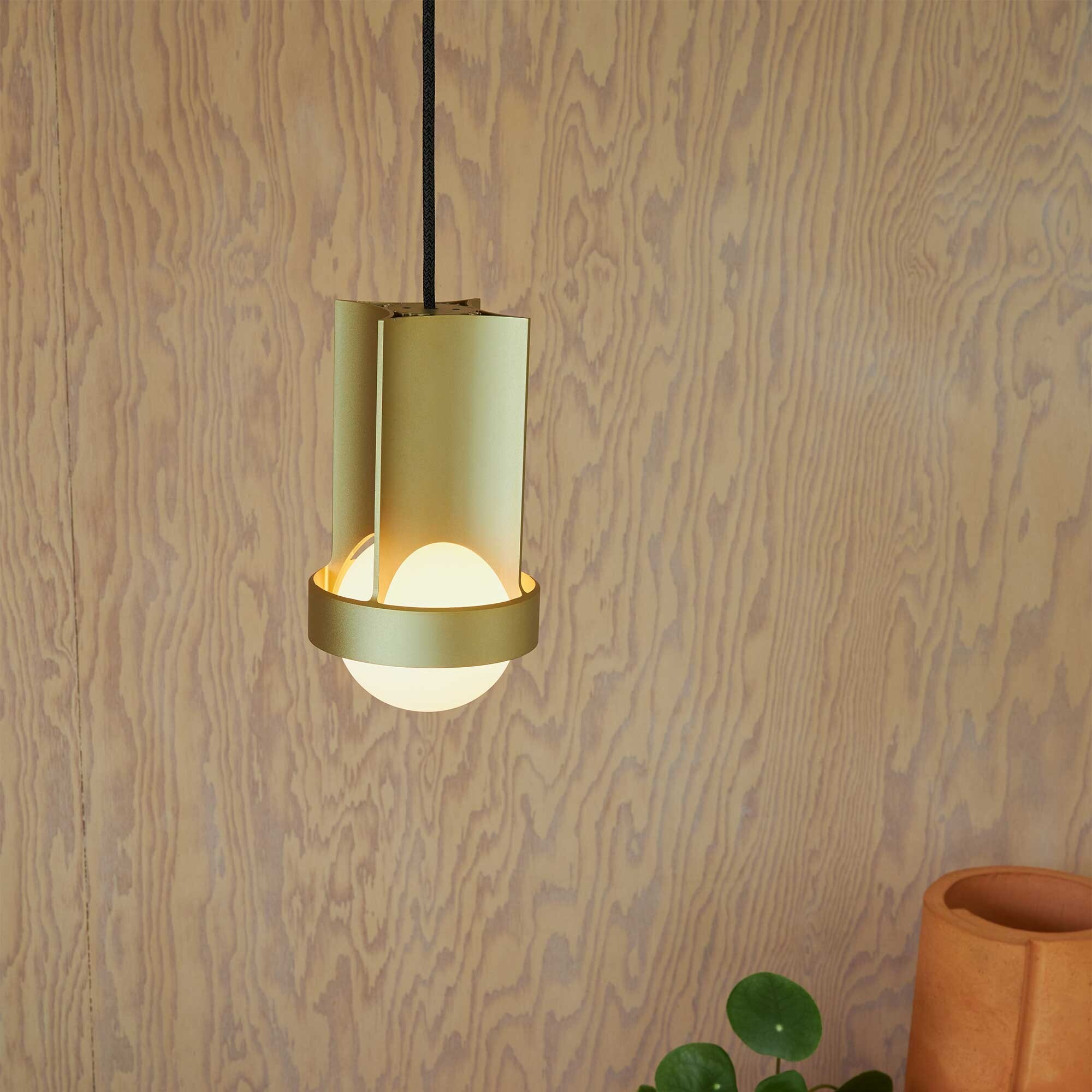 Loop Suspension Lamp S + Sphere III