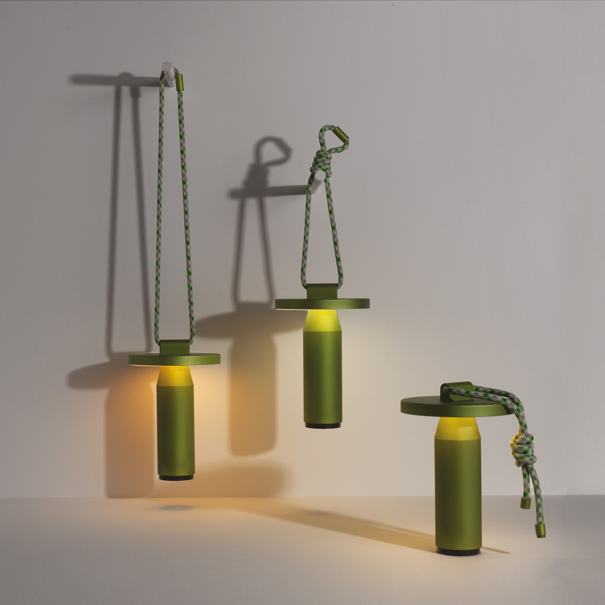 Quasar LED Lamp with Battery