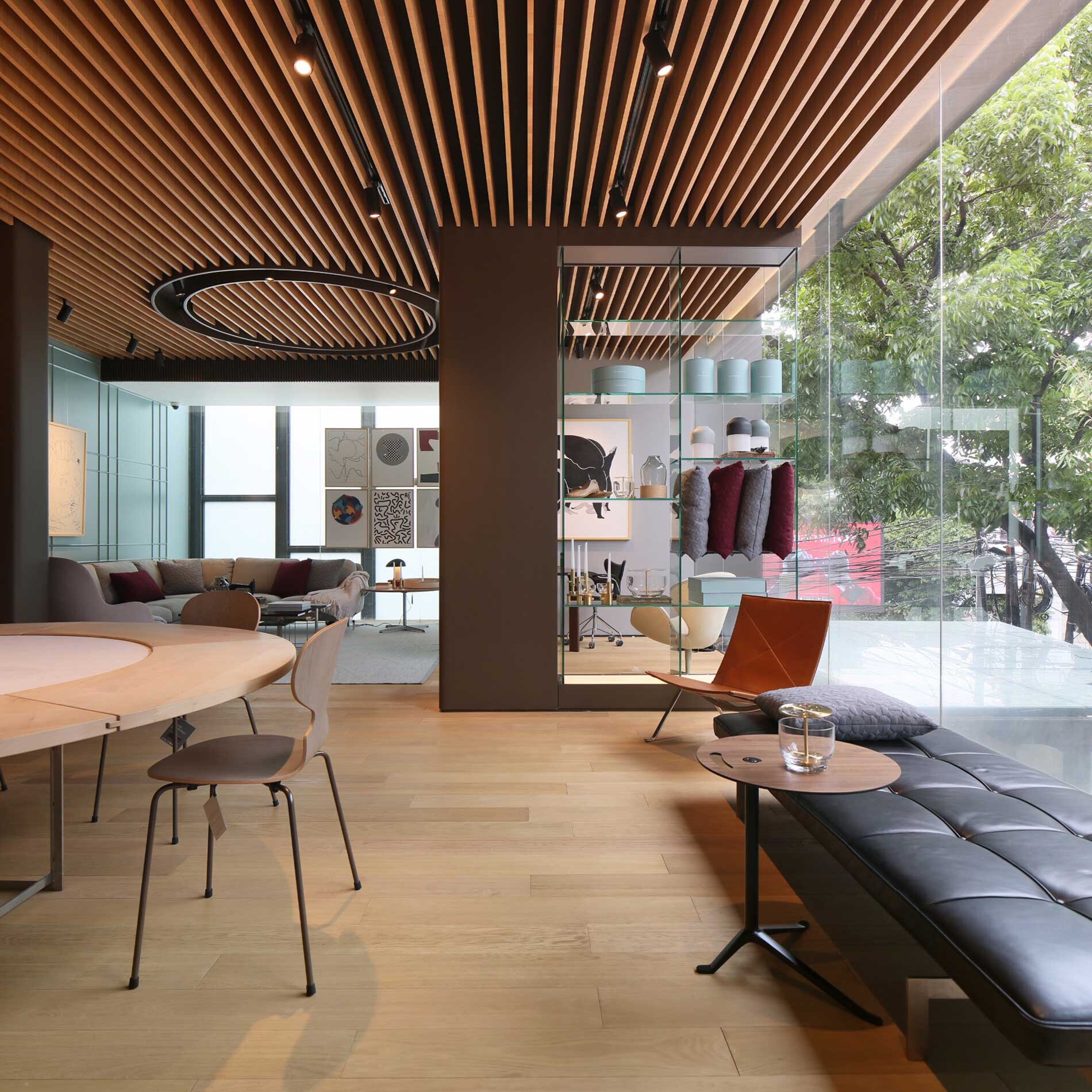 Little Friend™ KS11 Side Table Frame Lacquered