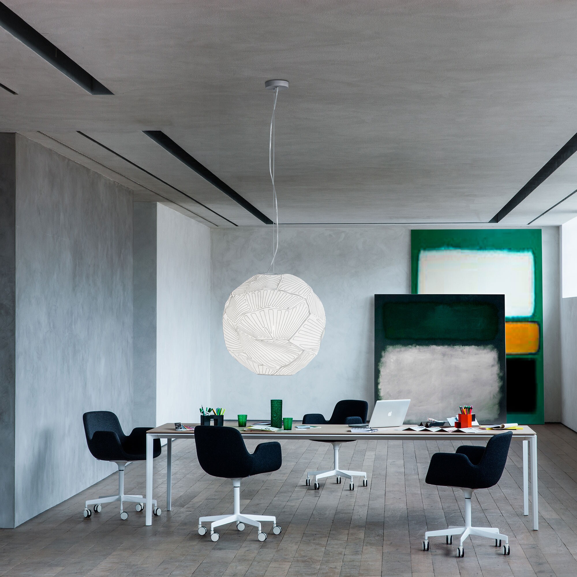 Pass S135 Armchair with Wheels 78-88cm