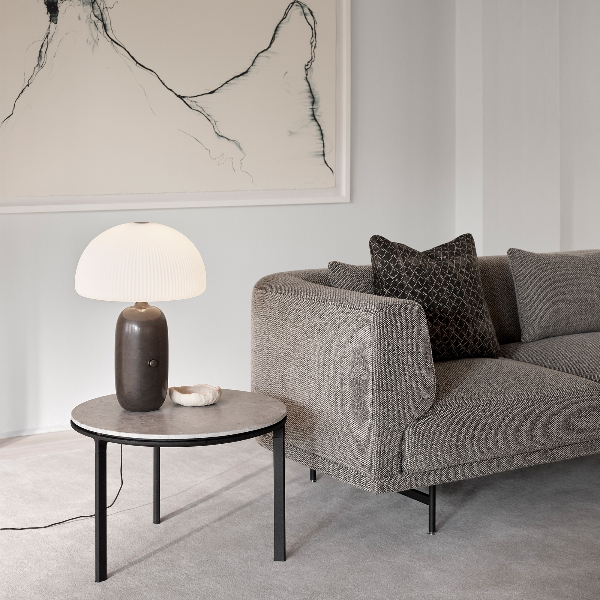 Vipp592 Sculpture LED Table Lamp L