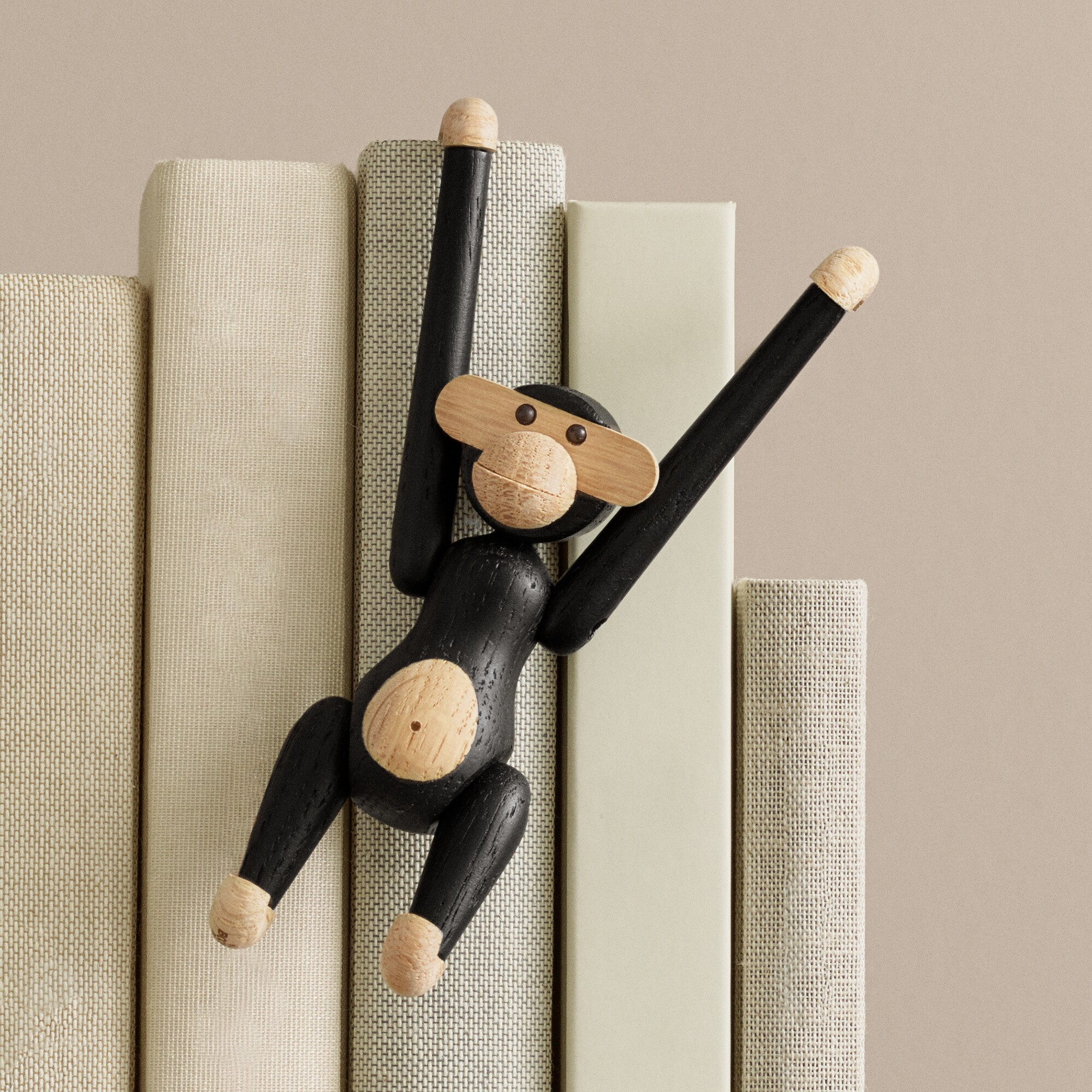 Wooden Figurine Monkey Mini
