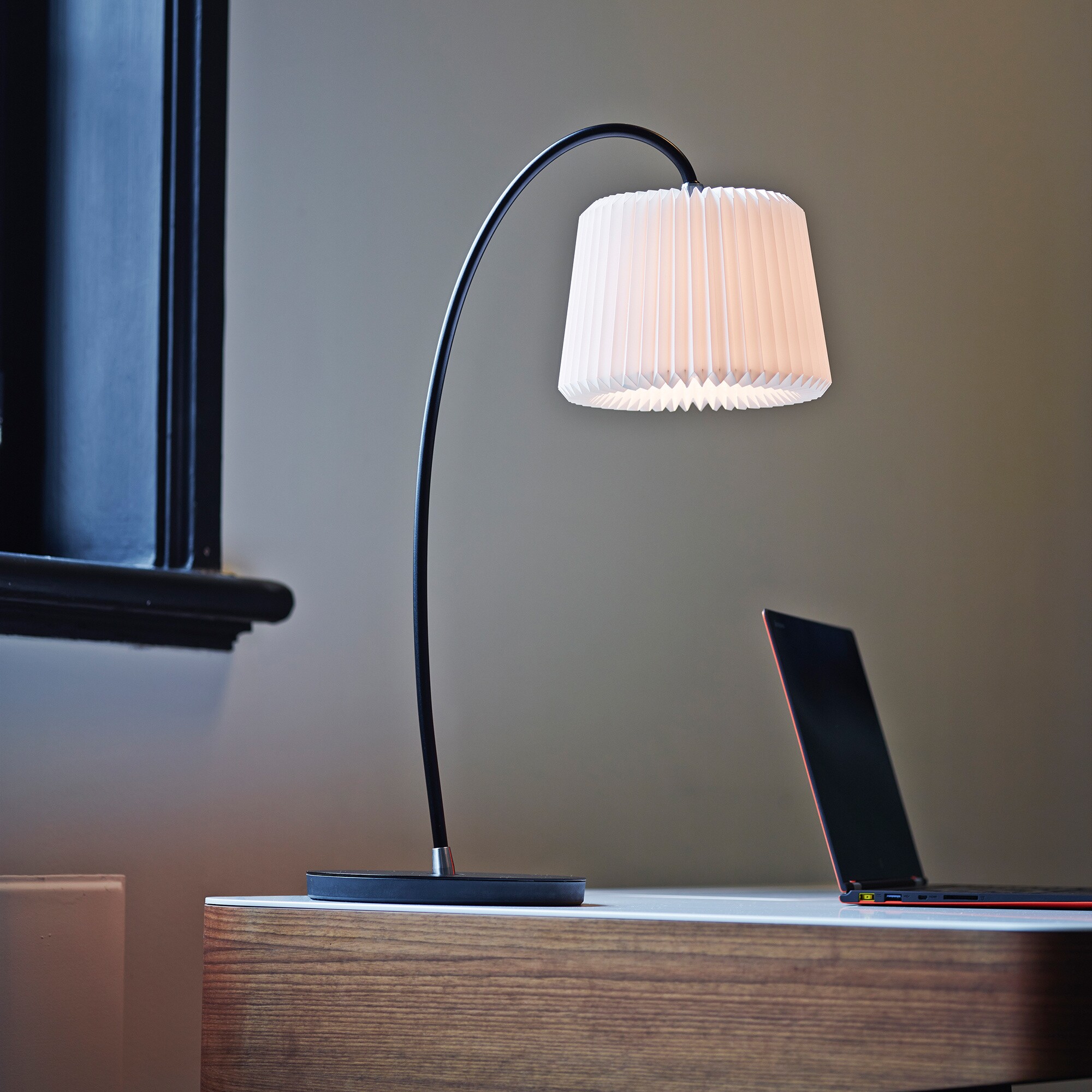Snowdrop 320B Desk Lamp