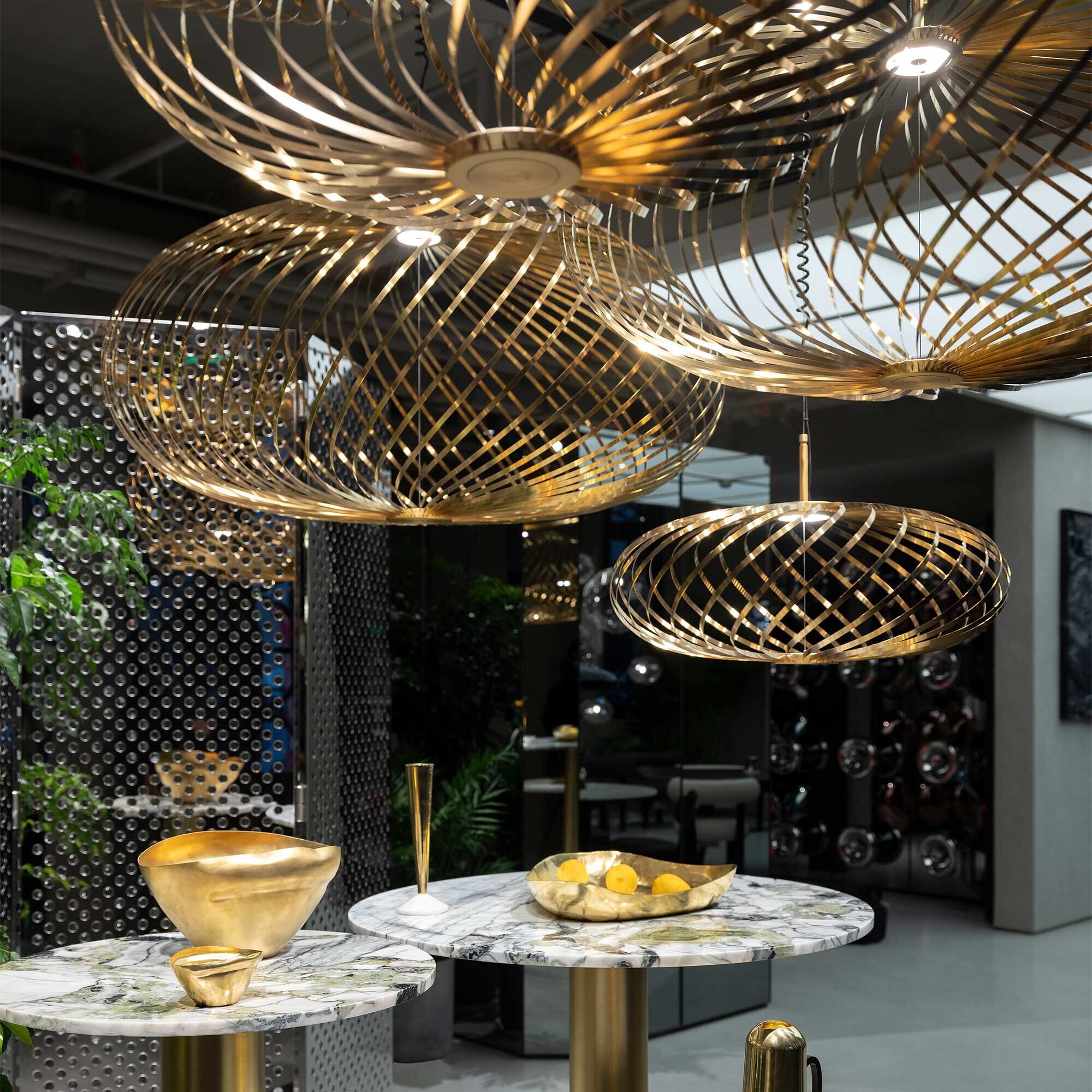 Spring LED Suspension Lamp L