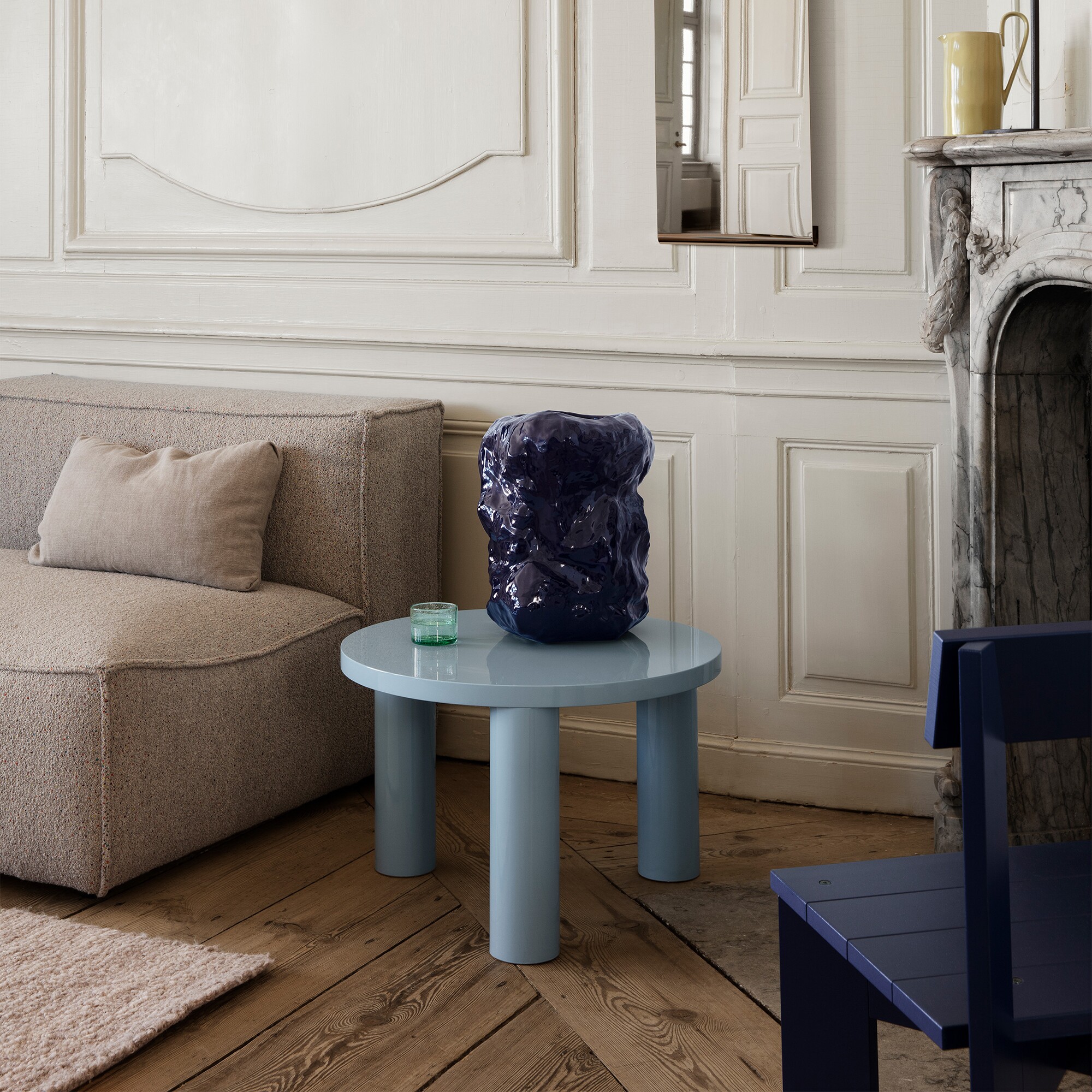 Post Side Table High Gloss S