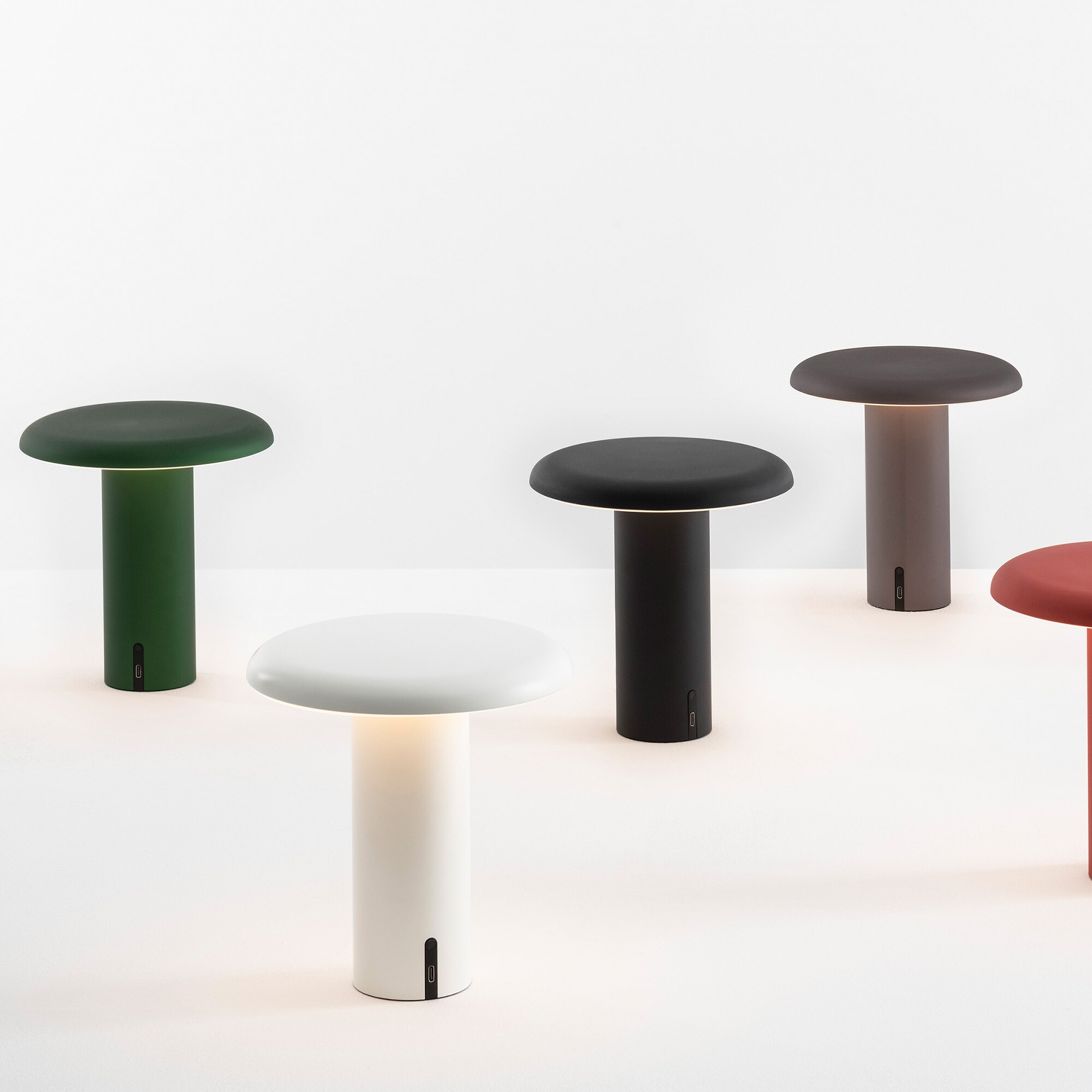 Takku LED Table Lamp With Battery