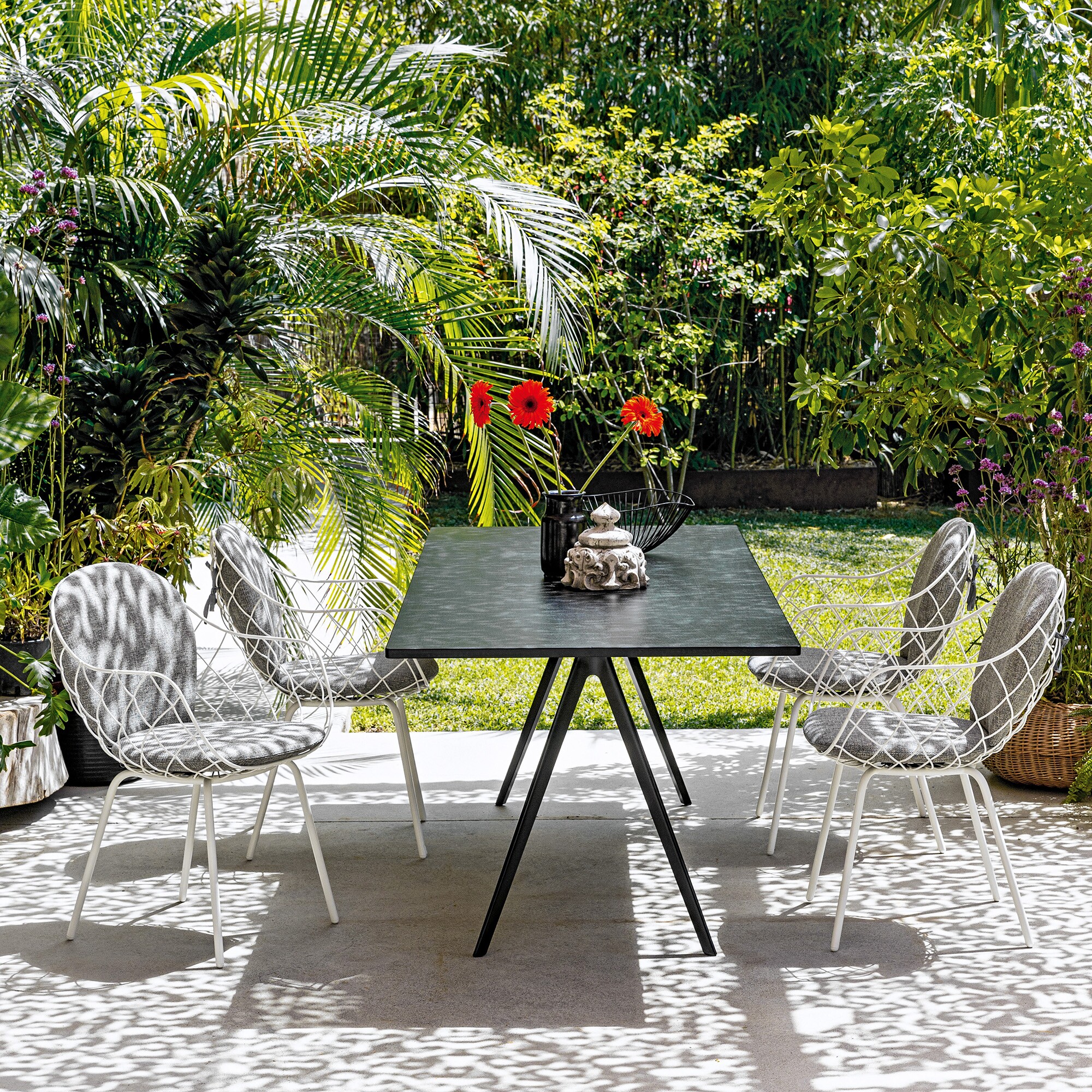 Piña Garden Armchair
