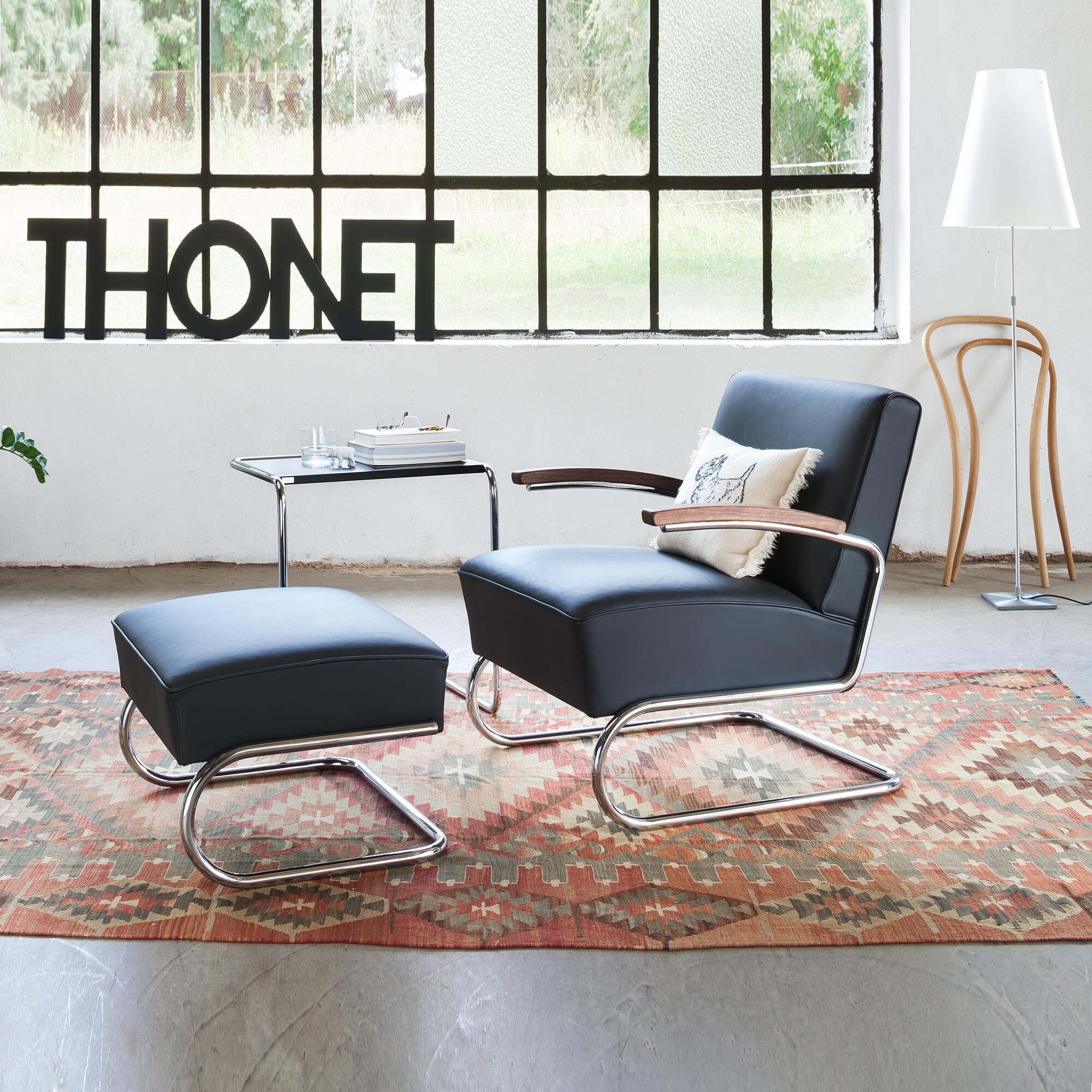 S 411 H Ottoman Leather