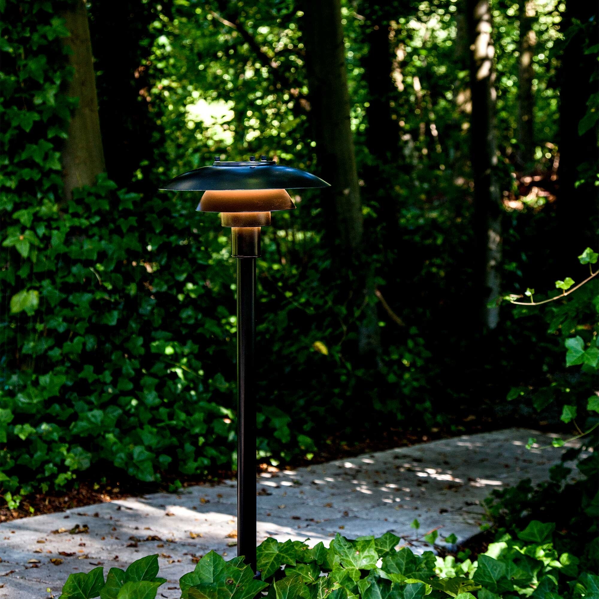 PH 3-2½ Bollard Light