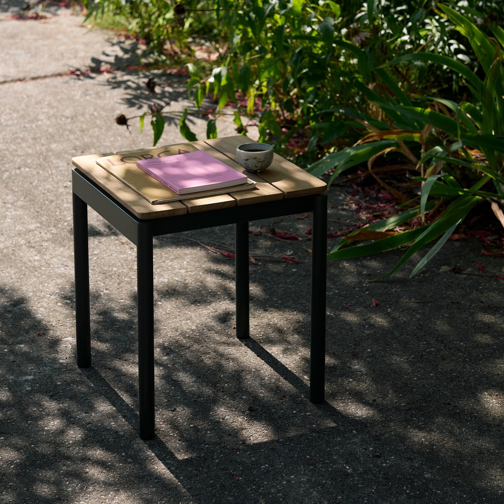 Ville AV47 Outdoor Stool