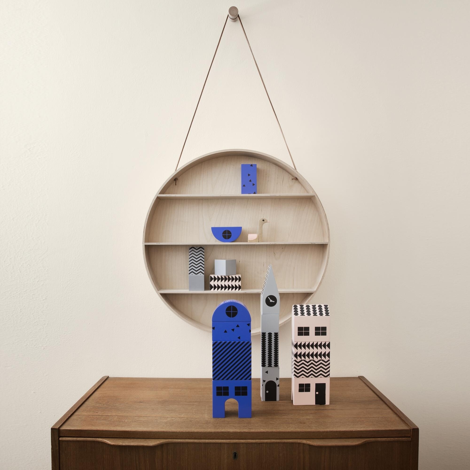 The Round Dorm Wall Shelf