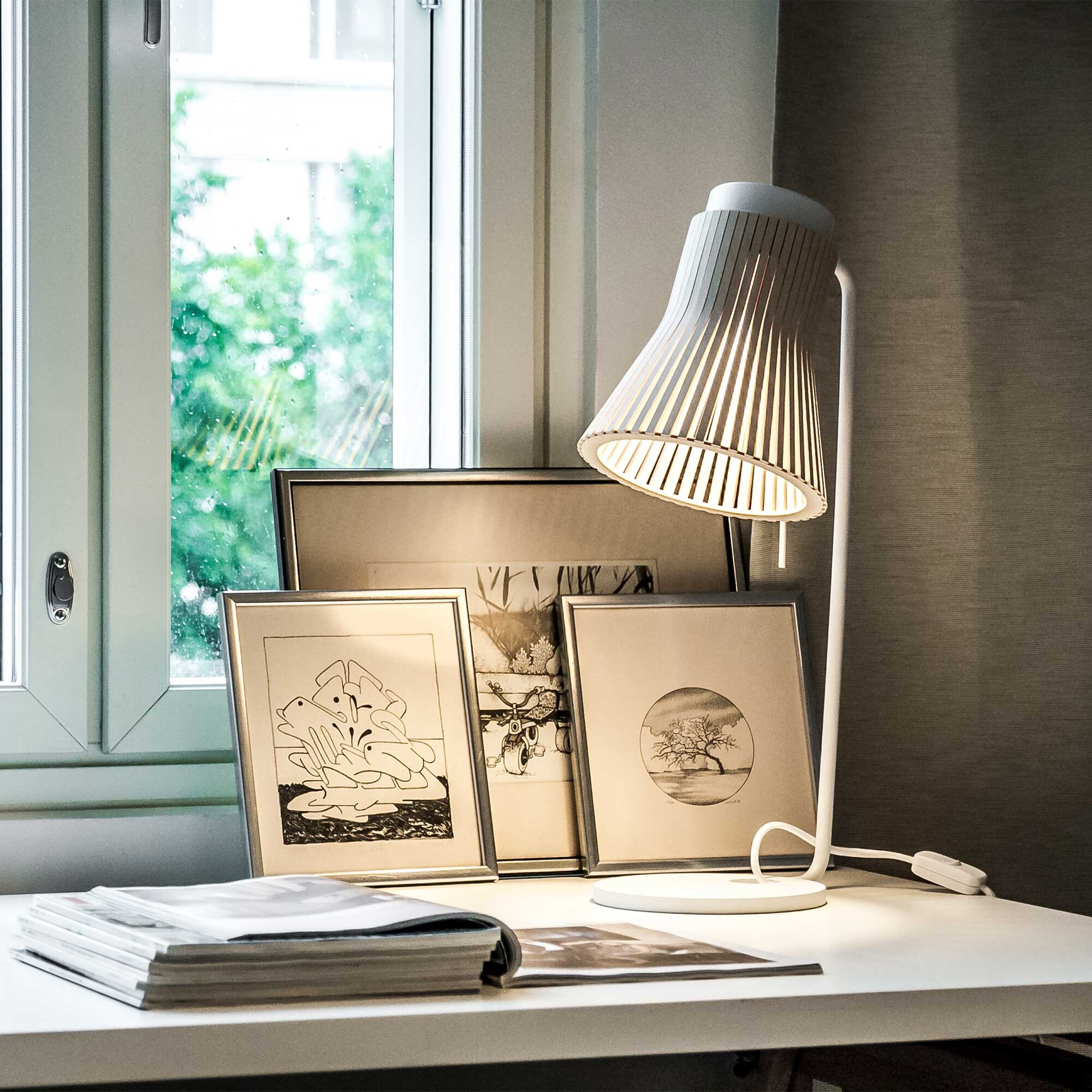 Petite 4620 Table Lamp