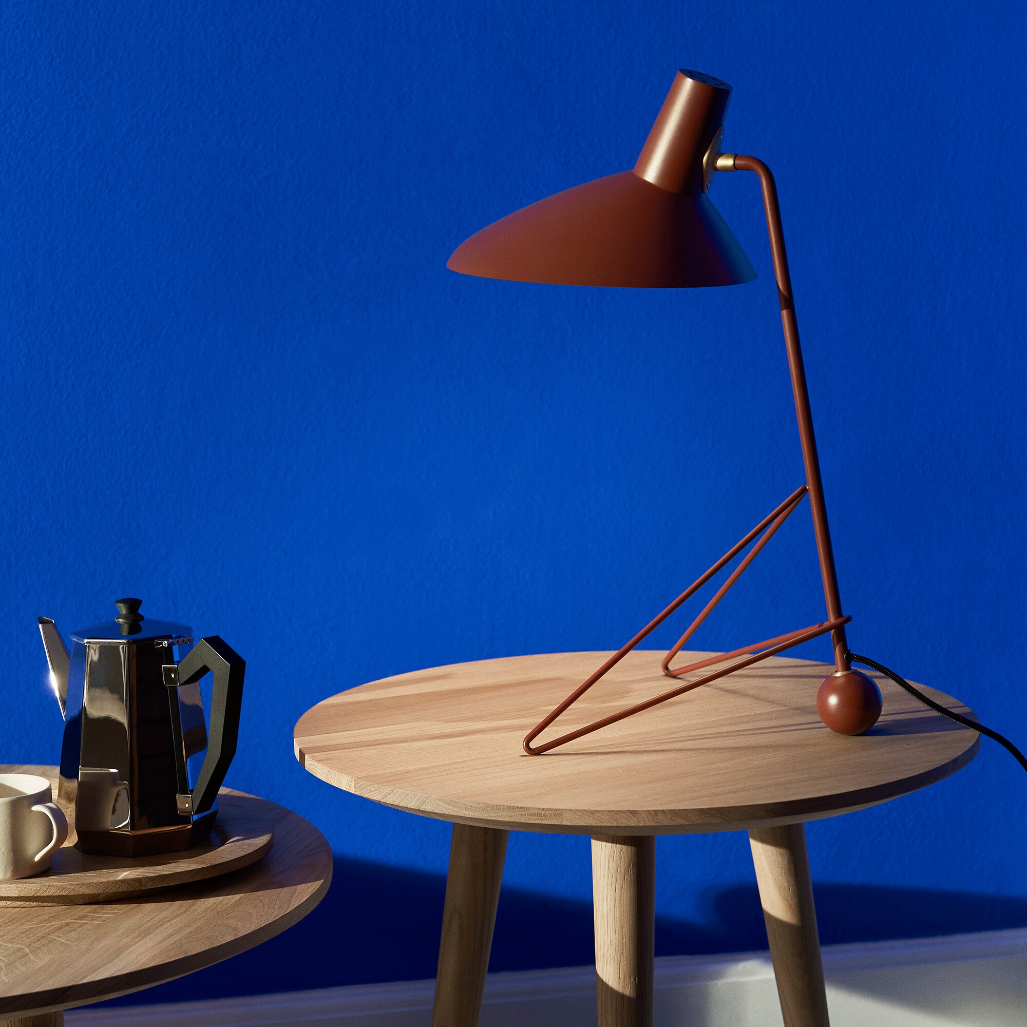 Tripod HM9 Table Lamp
