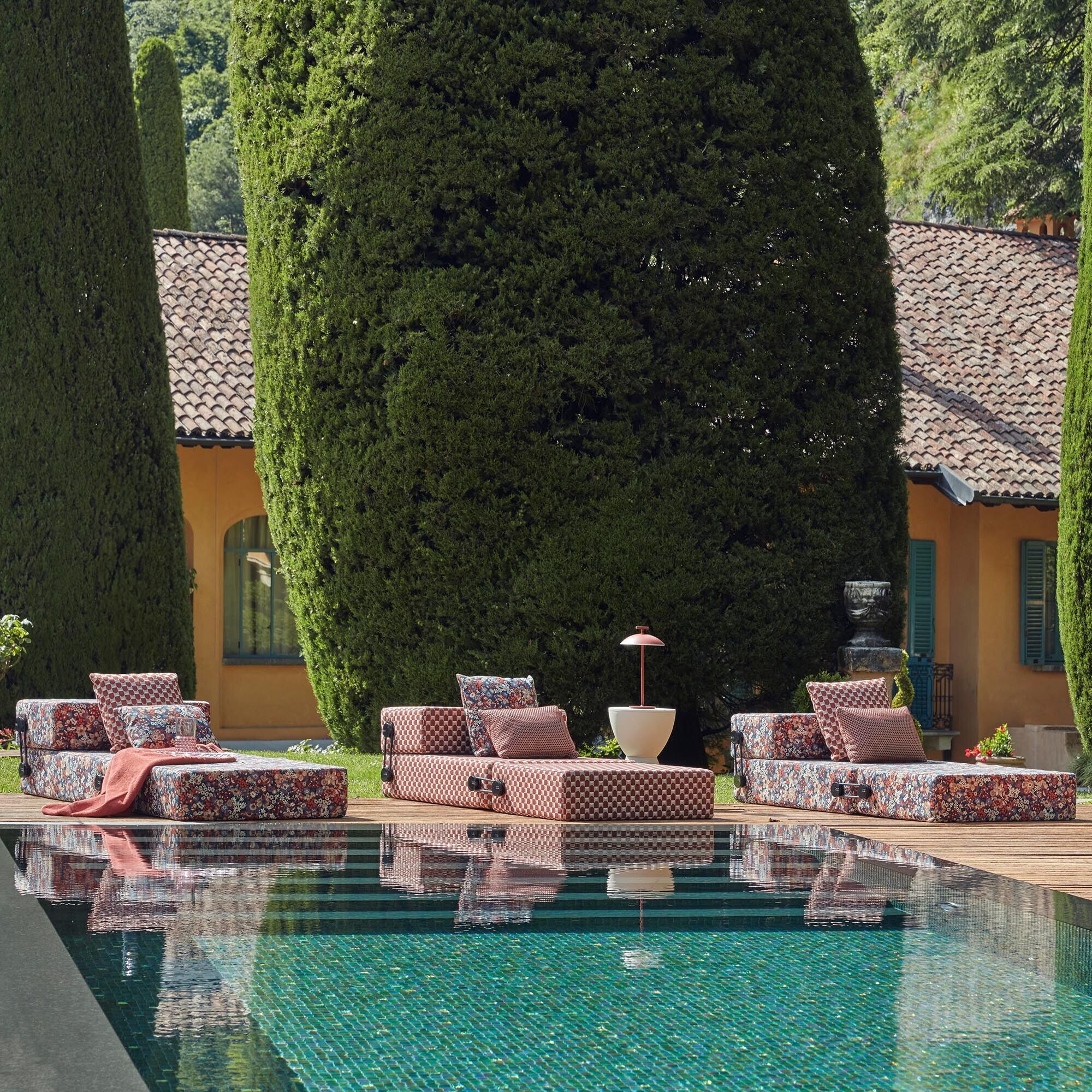 Trix Liberty Outdoor Lounger Foldable