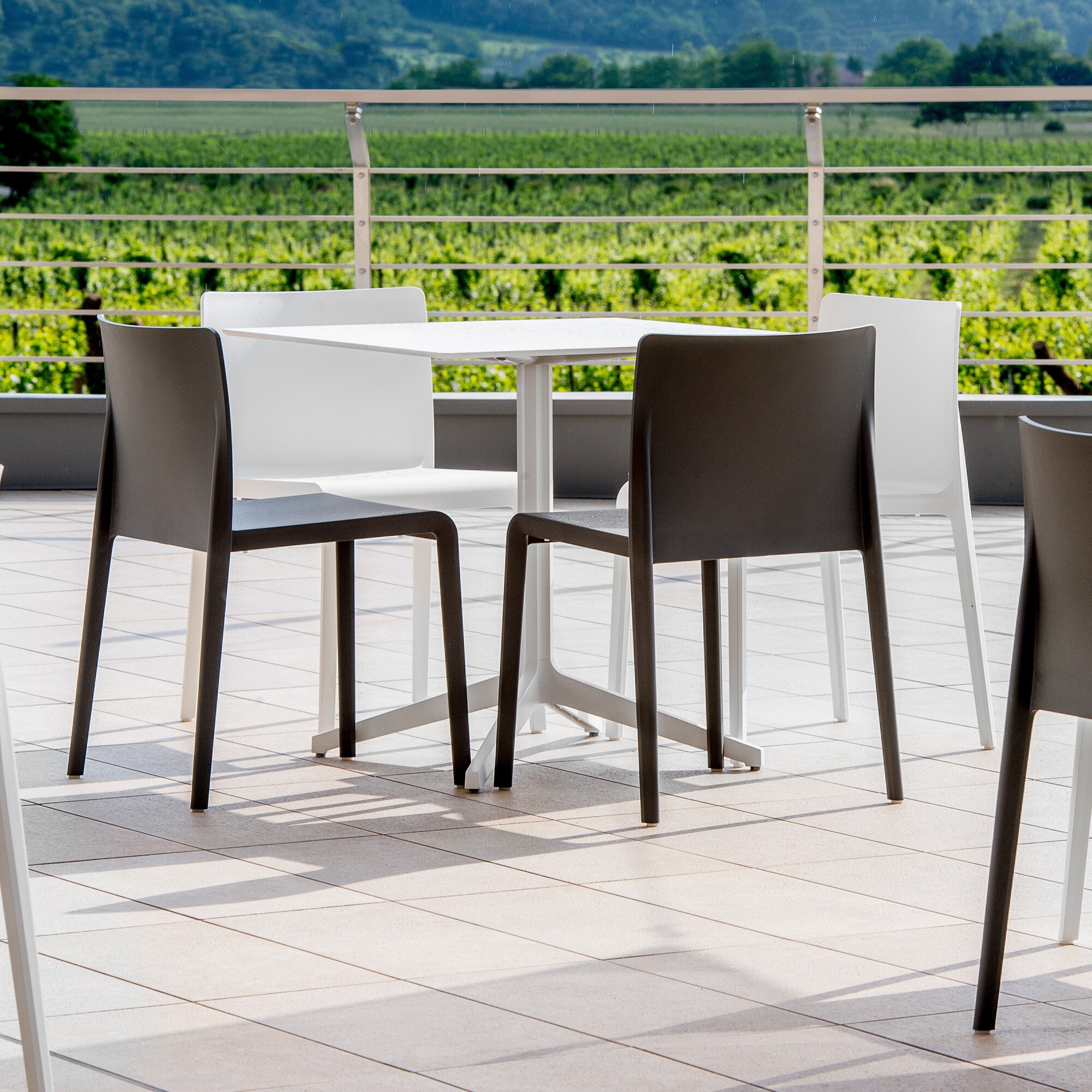 Volt 670 Garden Chair Set of 4