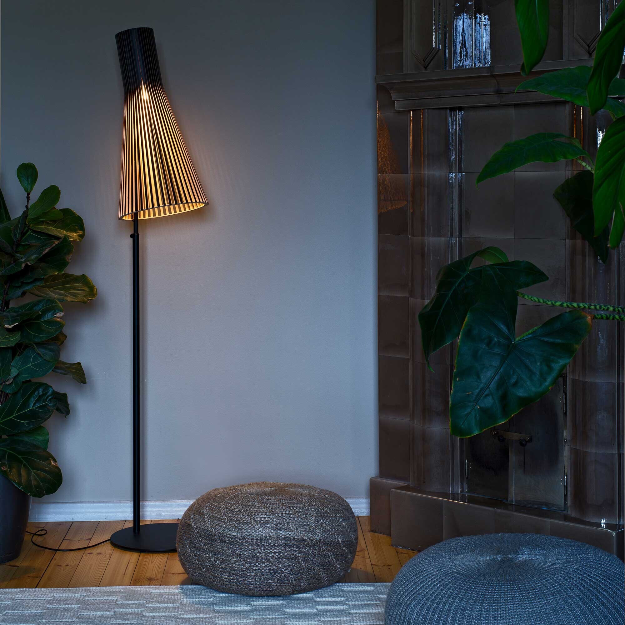 Secto 4210 Floor Lamp