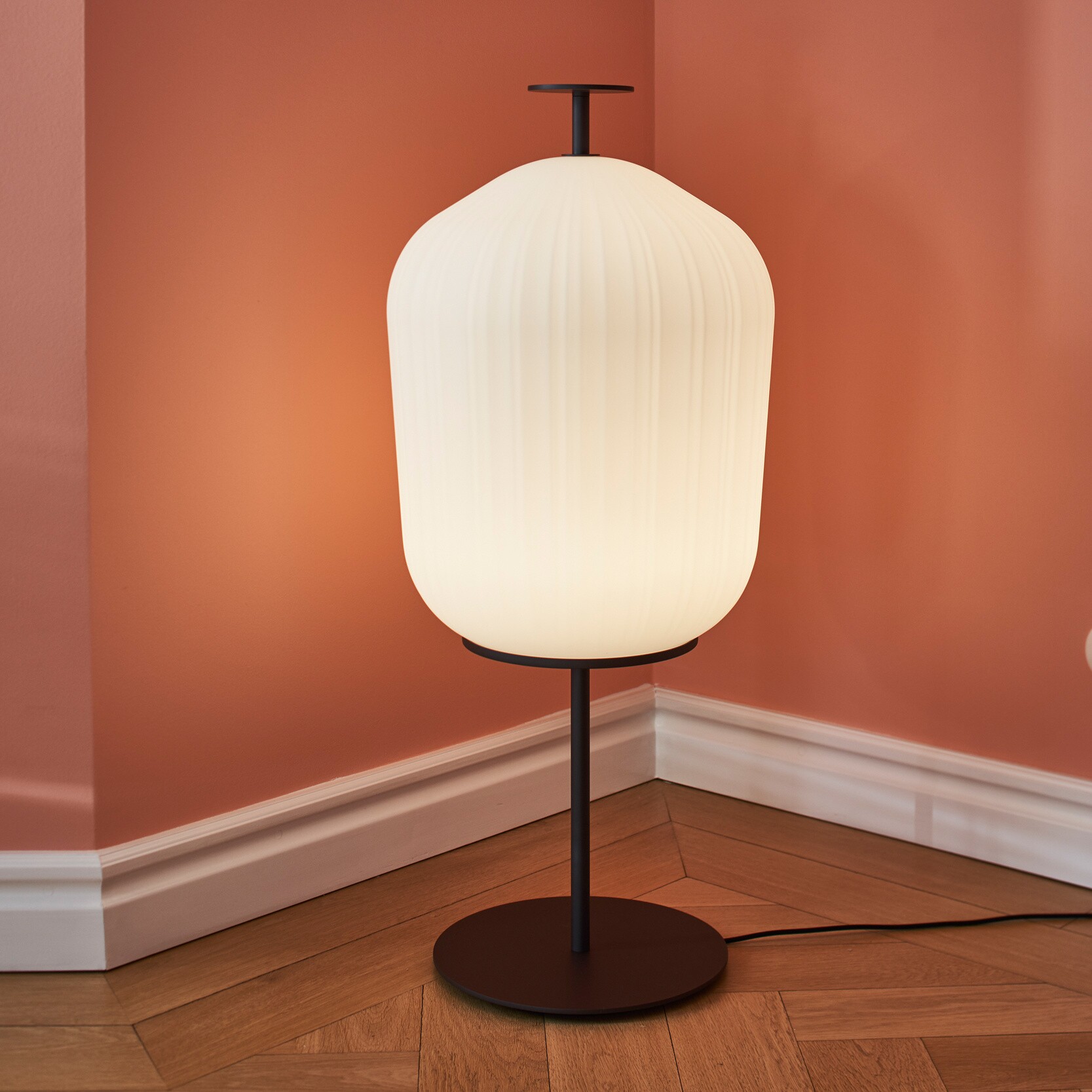 Plissée LED Floor Lamp