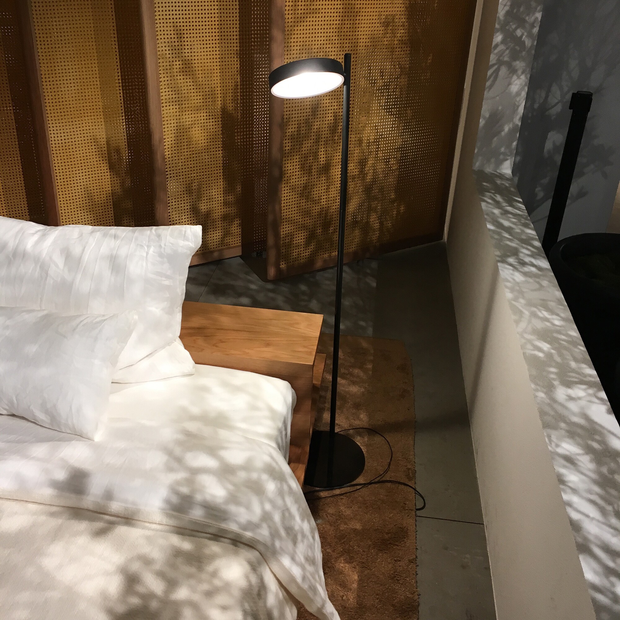 w182 Pastille f2 LED Floor Lamp