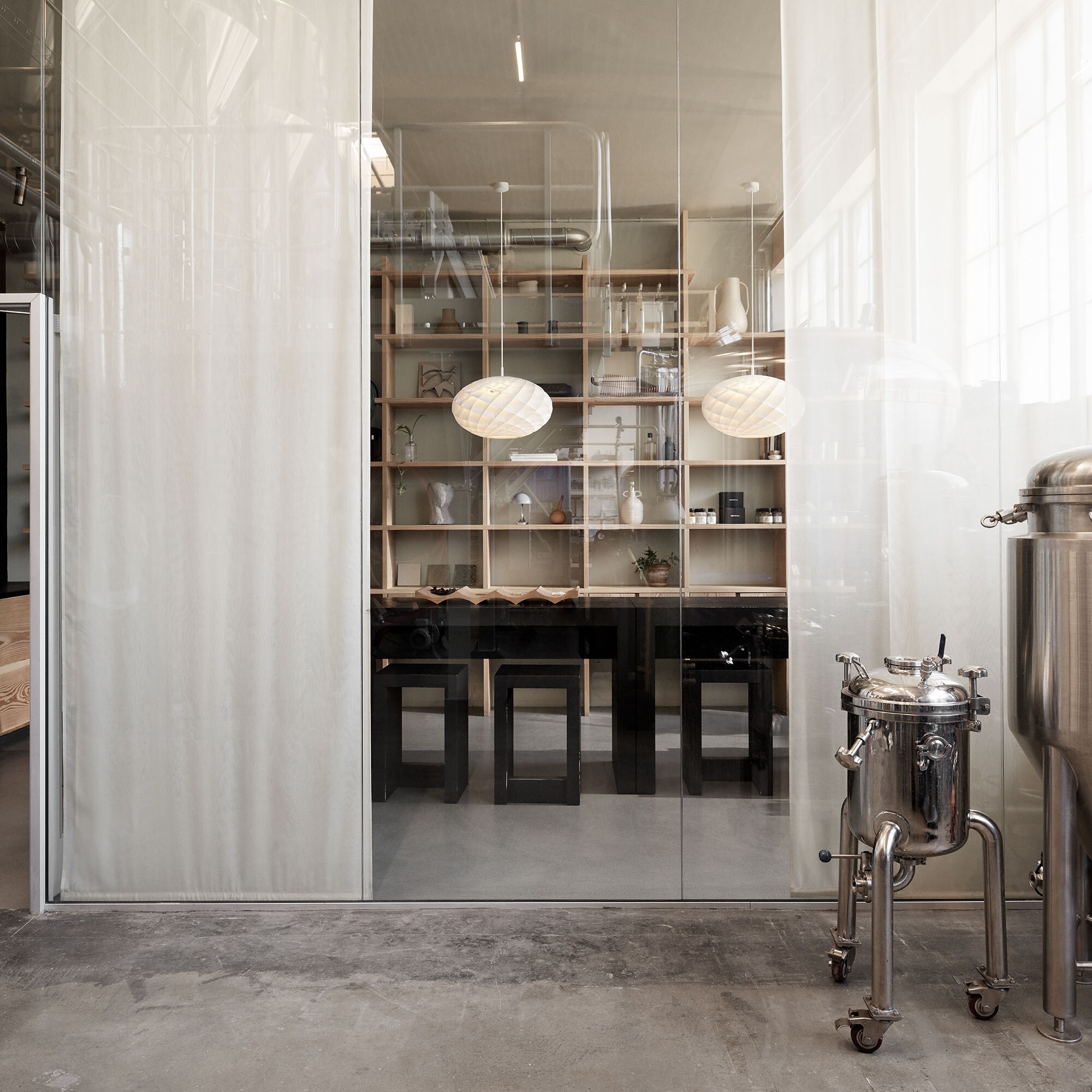 Patera Oval Suspension Lamp