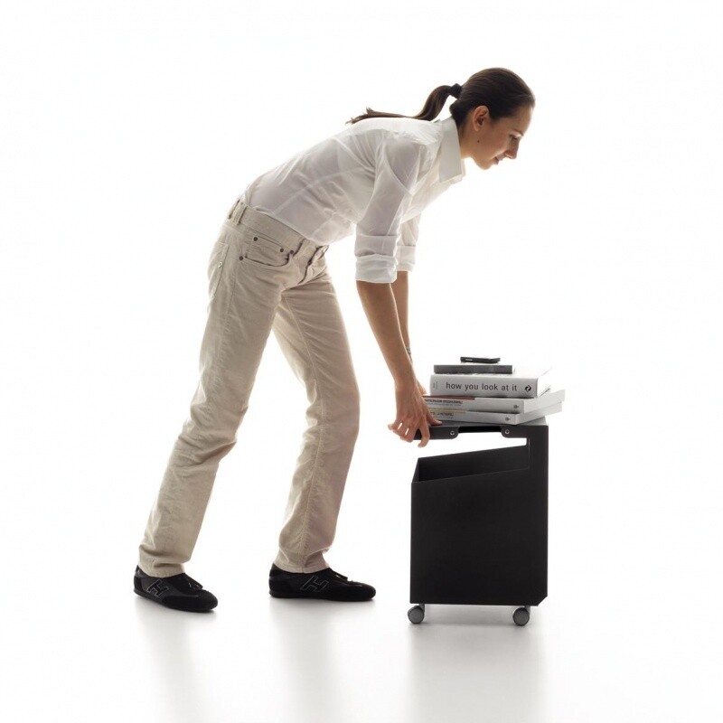 Smith Container With Wheels