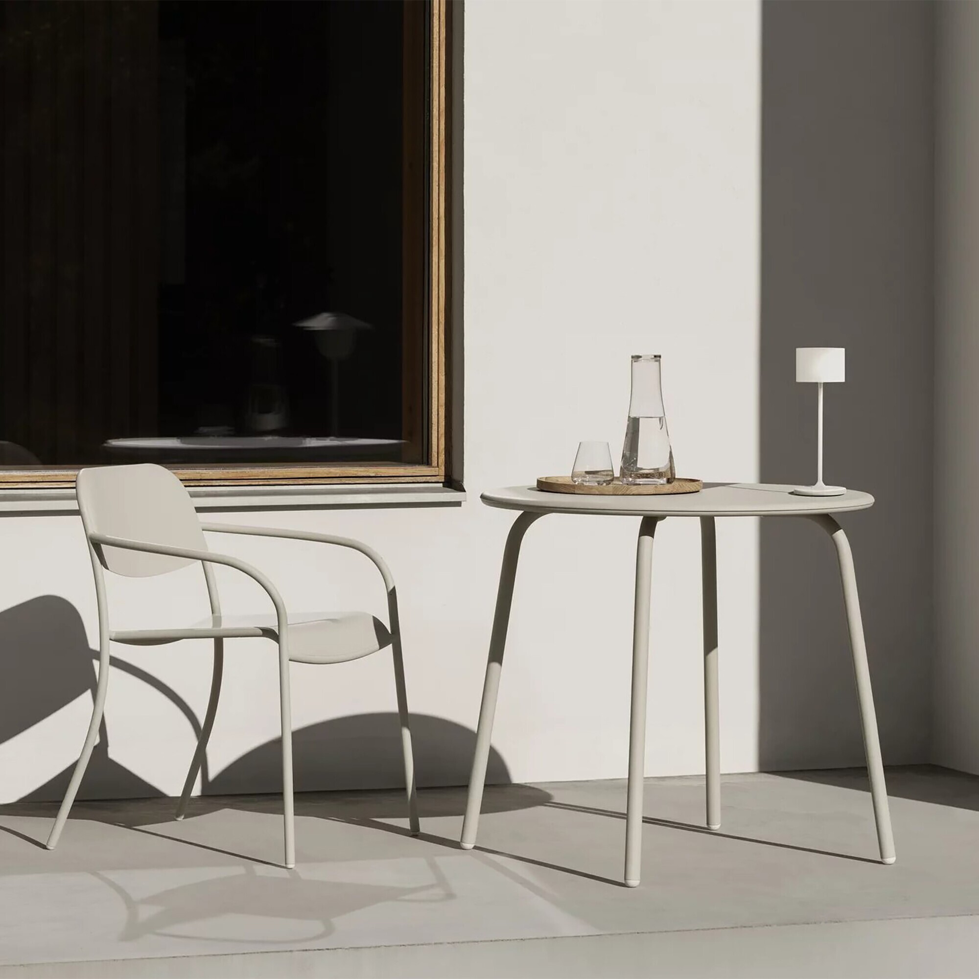 Yua Outdoor Bistro Table